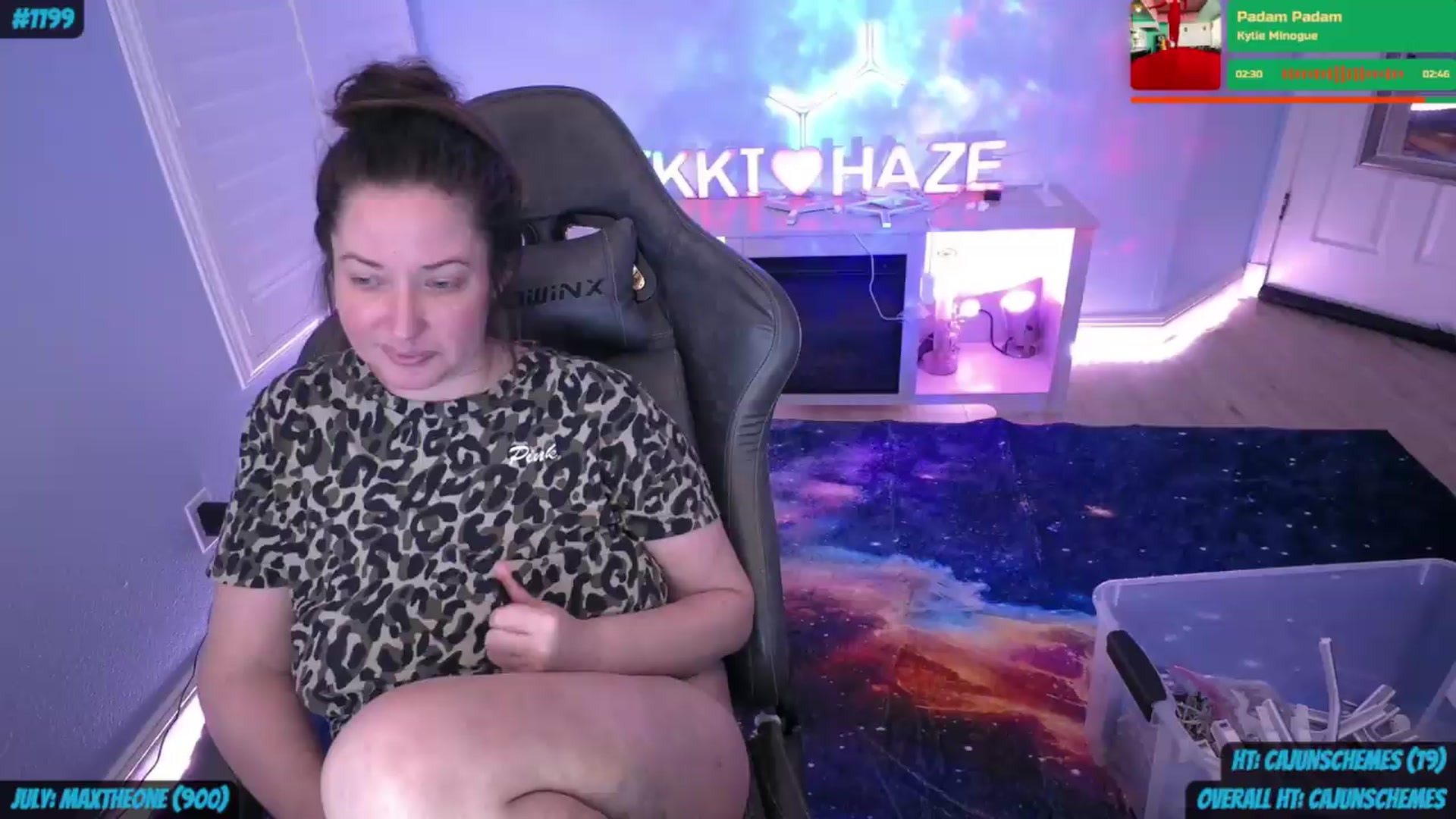 Gallery image thumbnail from nikki_haze's myfreecams stream on, 07/19/2026, 09:02 image 12 of 20