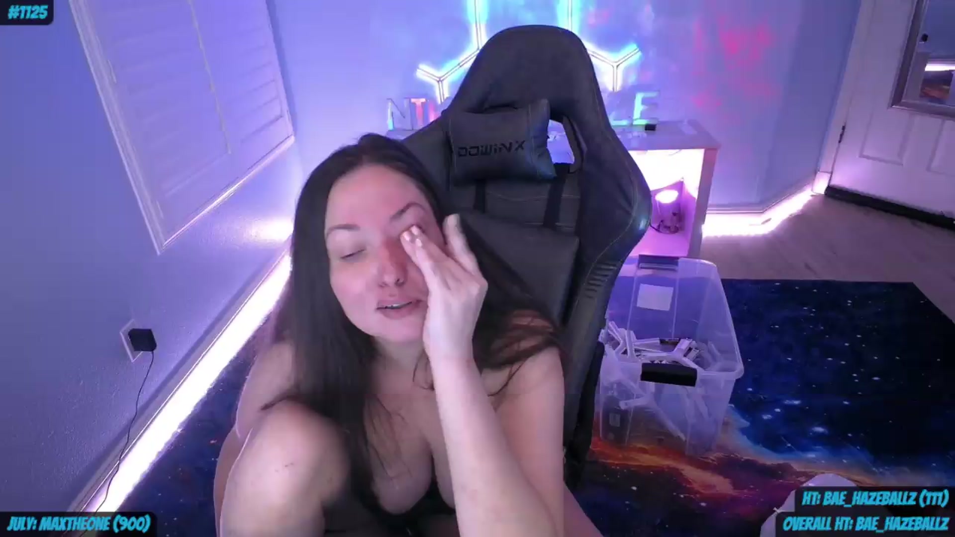 Gallery image thumbnail from nikki_haze's myfreecams stream on, 07/20/2026, 12:00 image 9 of 20