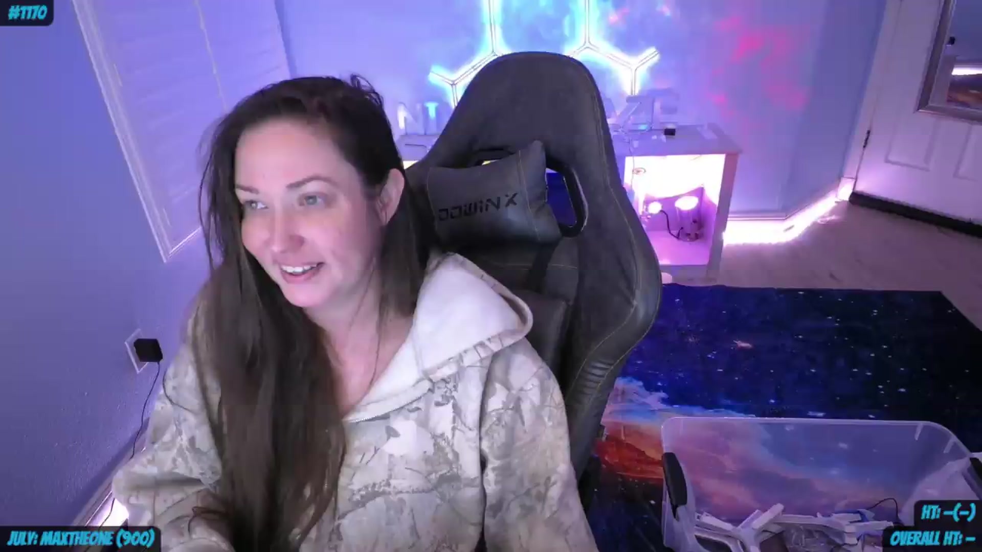 Gallery image thumbnail from nikki_haze's myfreecams stream on, 07/21/2026, 10:16 image 2 of 20