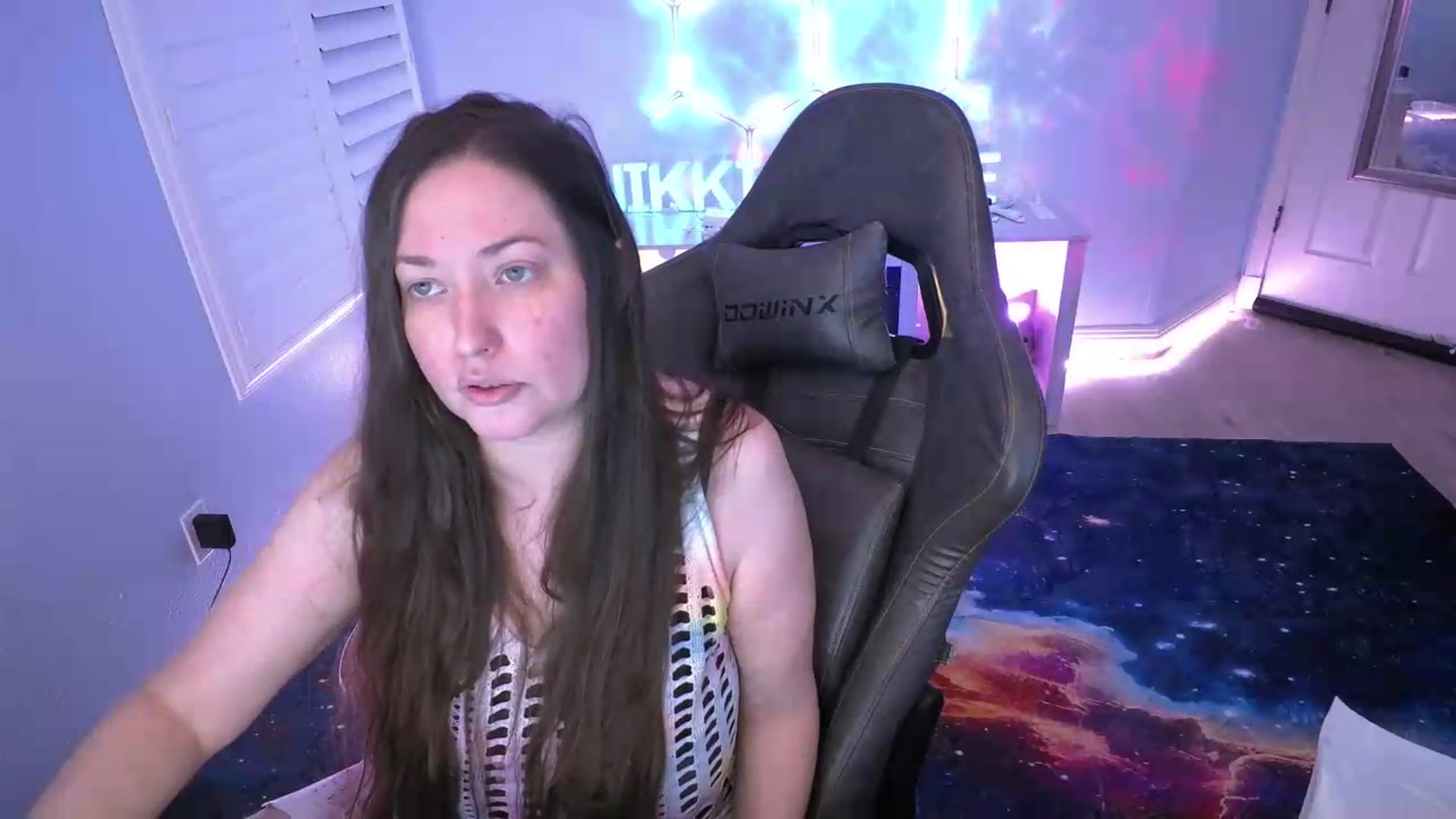 Gallery image thumbnail from nikki_haze's myfreecams stream on, 07/23/2026, 09:00 image 3 of 20