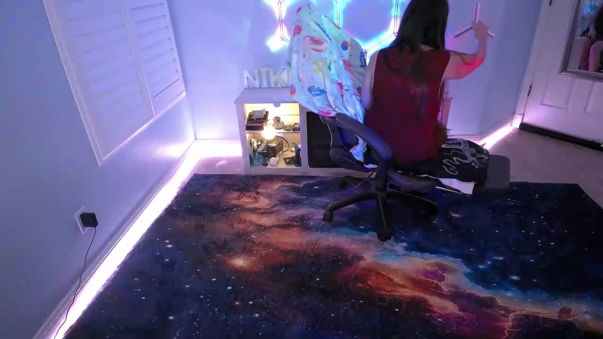 Gallery image thumbnail from nikki_haze's myfreecams stream on, 07/26/2026, 10:14 image 11 of 20
