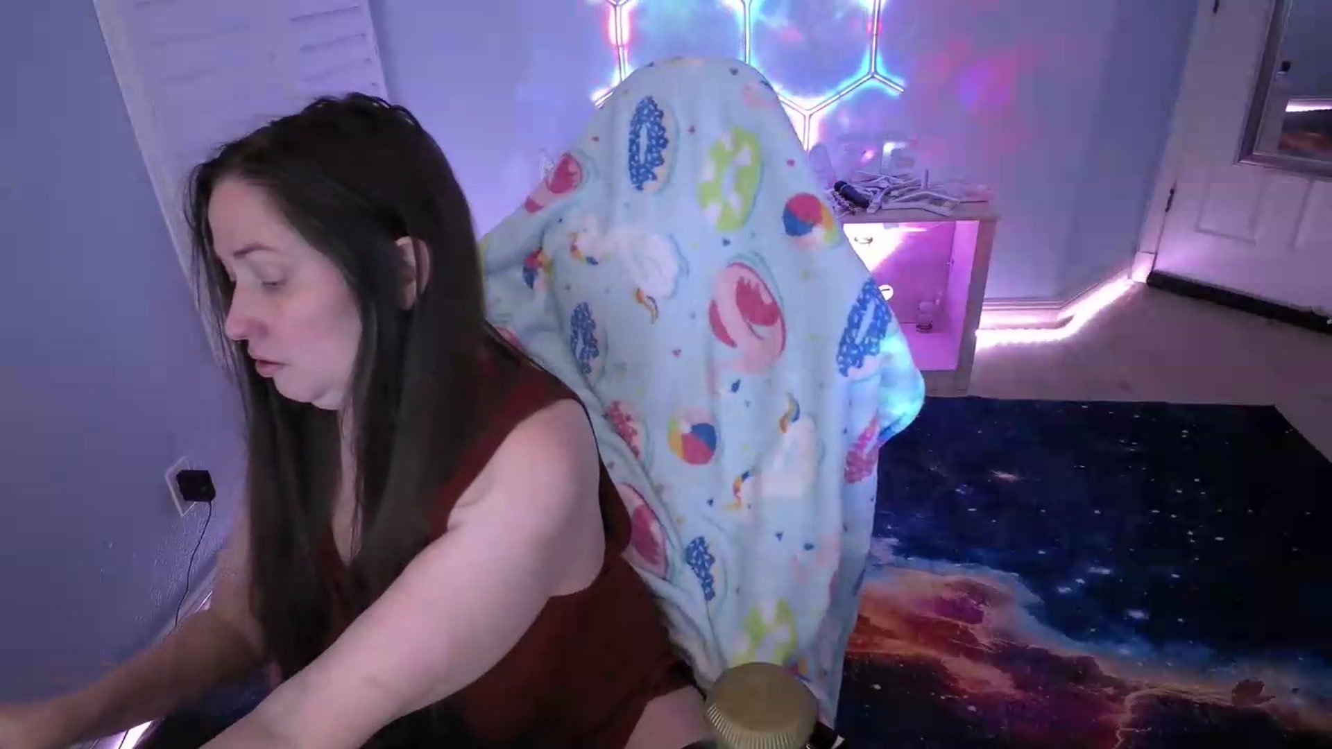 Gallery image thumbnail from nikki_haze's myfreecams stream on, 07/26/2026, 10:14 image 5 of 20