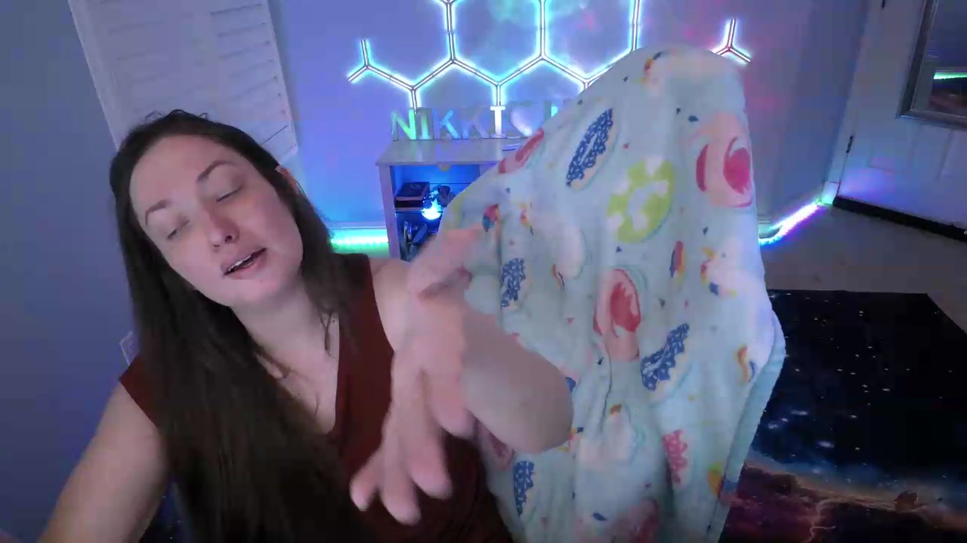 Gallery image thumbnail from nikki_haze's myfreecams stream on, 07/26/2026, 10:14 image 16 of 20