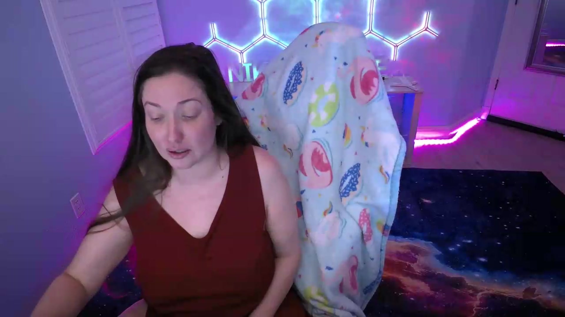 Gallery image thumbnail from nikki_haze's myfreecams stream on, 07/26/2026, 10:14 image 18 of 20