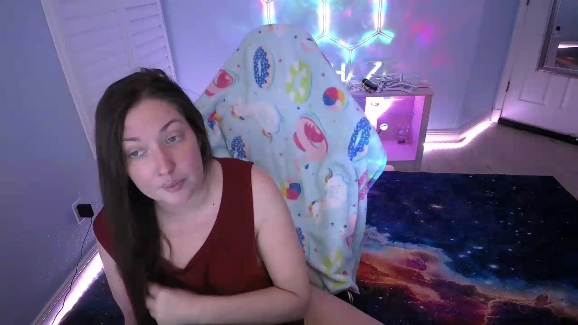 Gallery image thumbnail from nikki_haze's myfreecams stream on, 07/26/2026, 10:14 image 10 of 20
