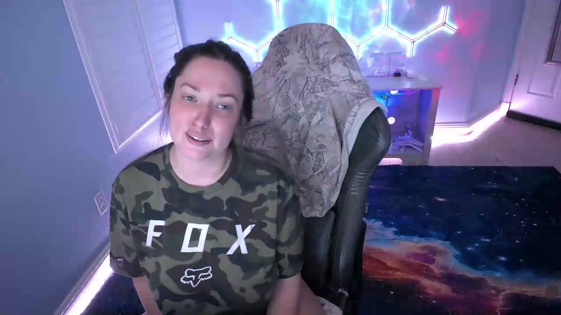 Gallery image thumbnail from nikki_haze's myfreecams stream on, 08/04/2026, 11:53 image 5 of 20