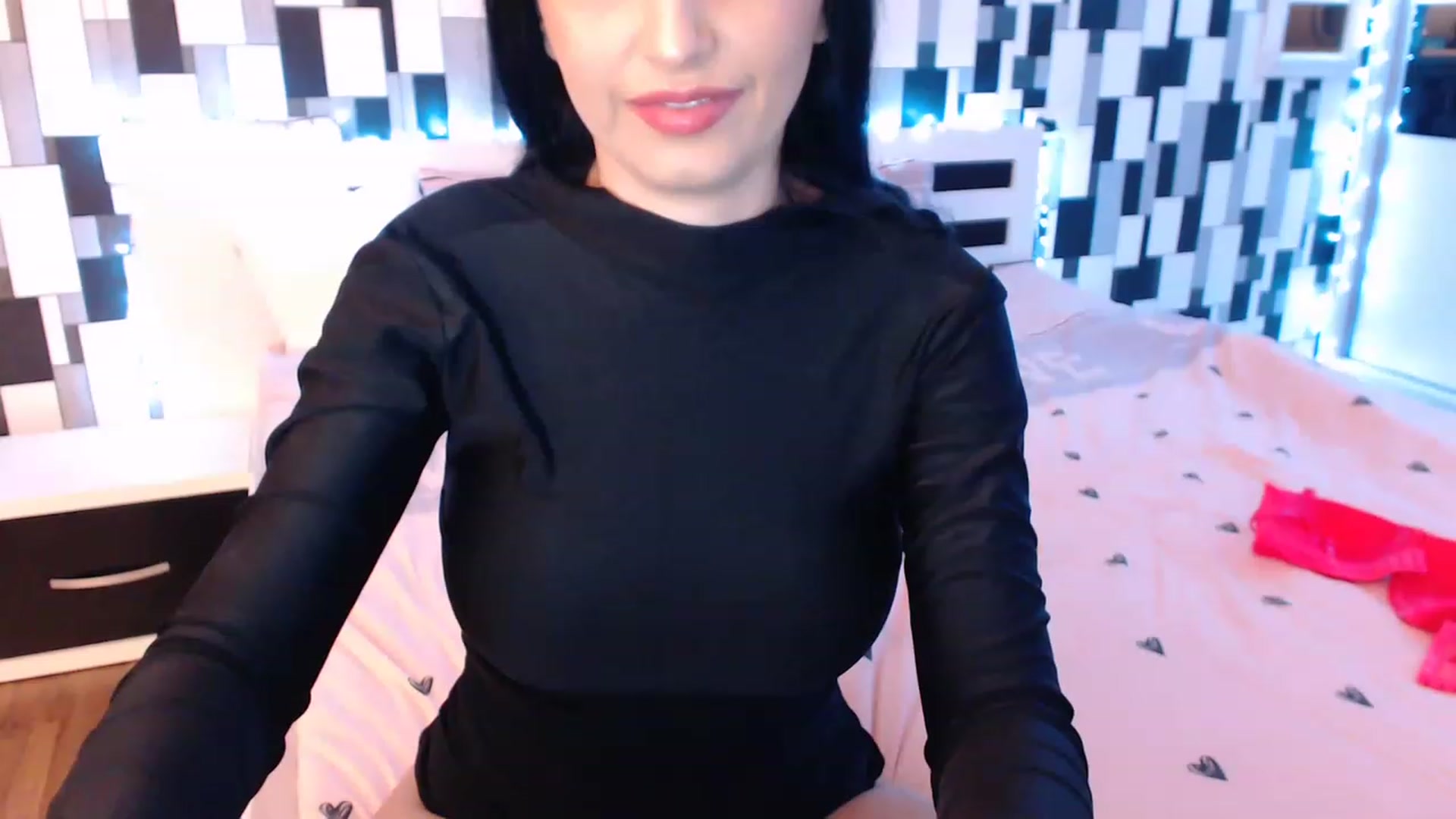 Gallery image thumbnail from nikki_sweet1's myfreecams stream on, 02/27/2023, 23:11 image 12 of 20