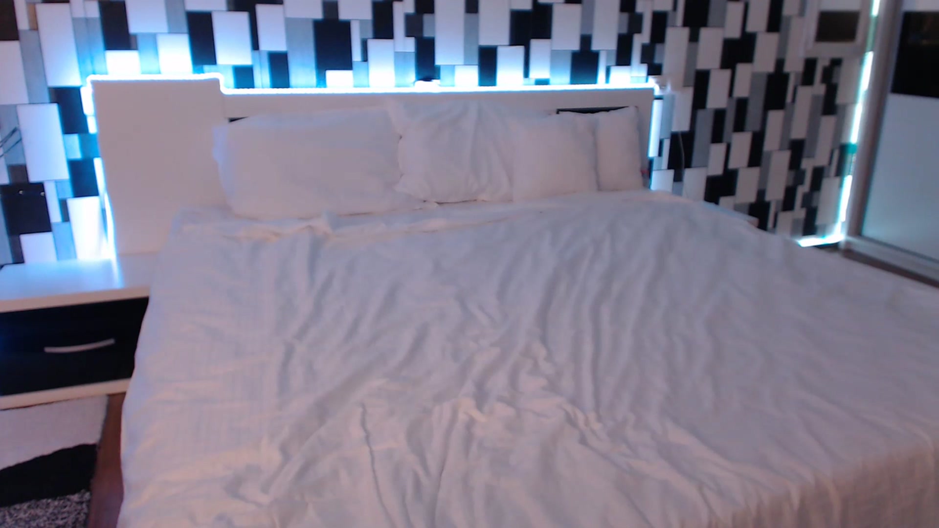 Gallery image thumbnail from nikki_sweet1's myfreecams stream on, 07/04/2023, 24:02 image 17 of 20