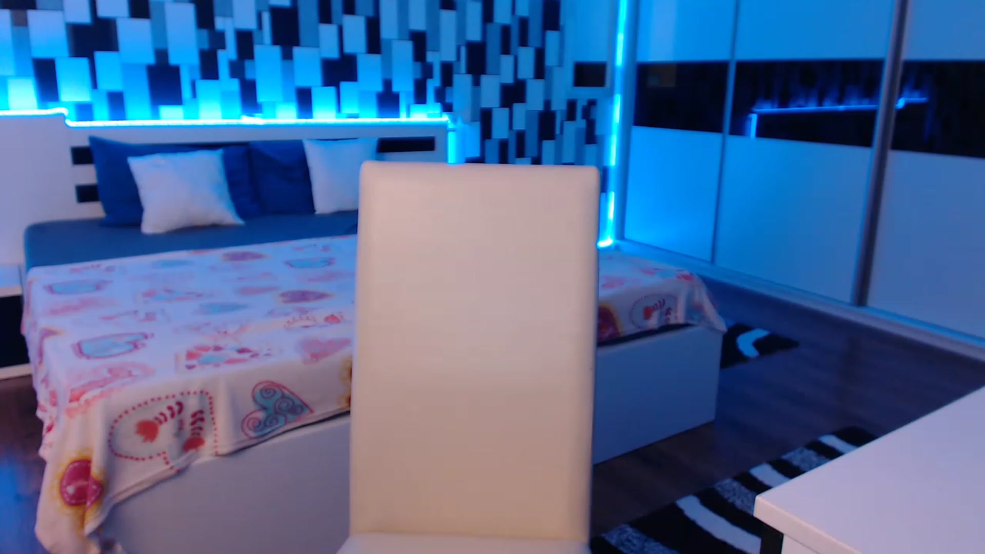 Gallery image thumbnail from nikki_sweet1's myfreecams stream on, 07/21/2023, 22:24 image 11 of 20