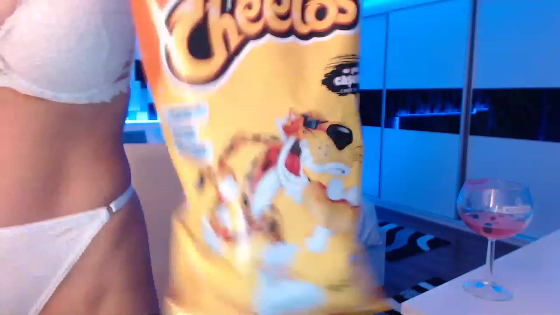 Gallery image thumbnail from nikki_sweet1's myfreecams stream on, 08/04/2023, 23:06 image 4 of 20