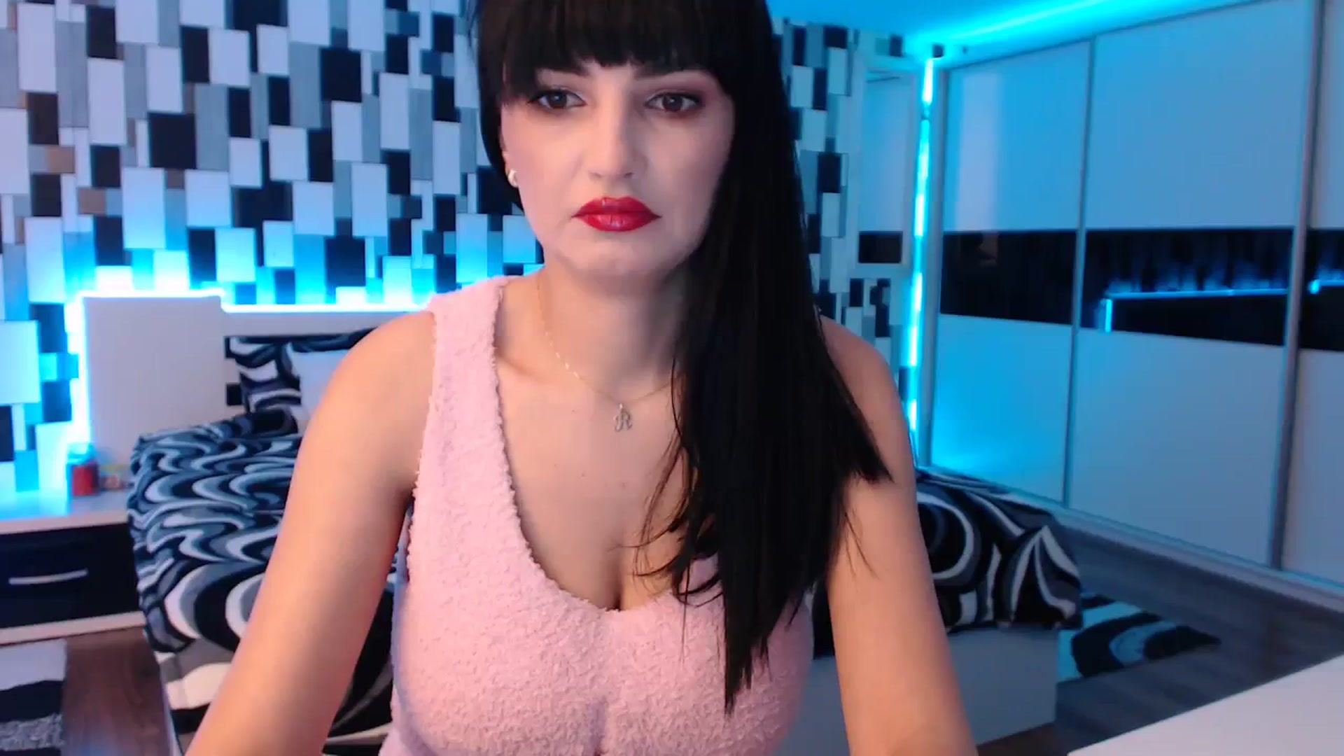 Gallery image thumbnail from nikki_sweet1's myfreecams stream on, 01/30/2024, 24:40 image 1 of 20