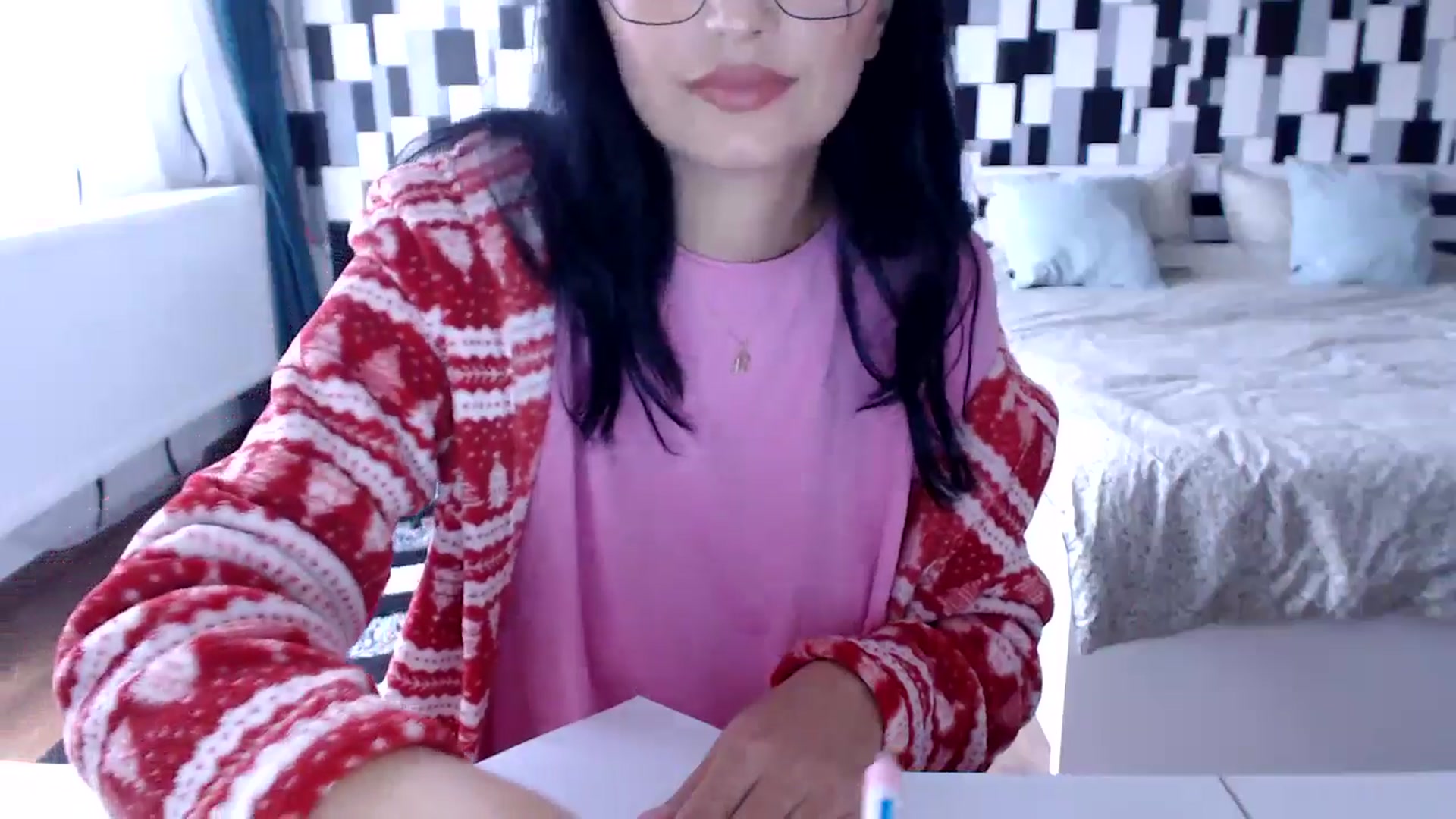 Gallery image thumbnail from nikki_sweet1's myfreecams stream on, 11/15/2025, 12:00 image 13 of 20