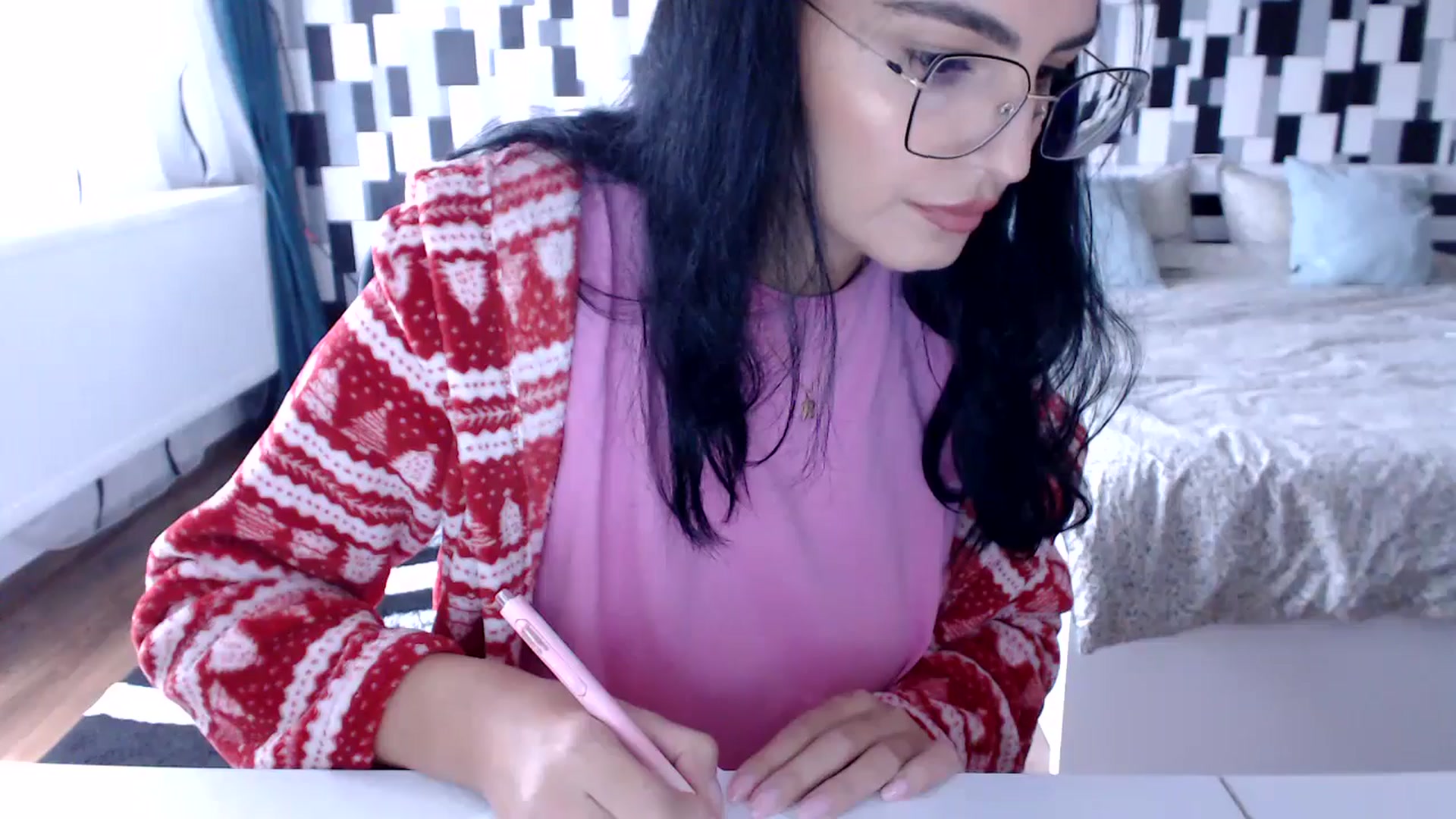 Gallery image thumbnail from nikki_sweet1's myfreecams stream on, 11/15/2025, 12:00 image 15 of 20
