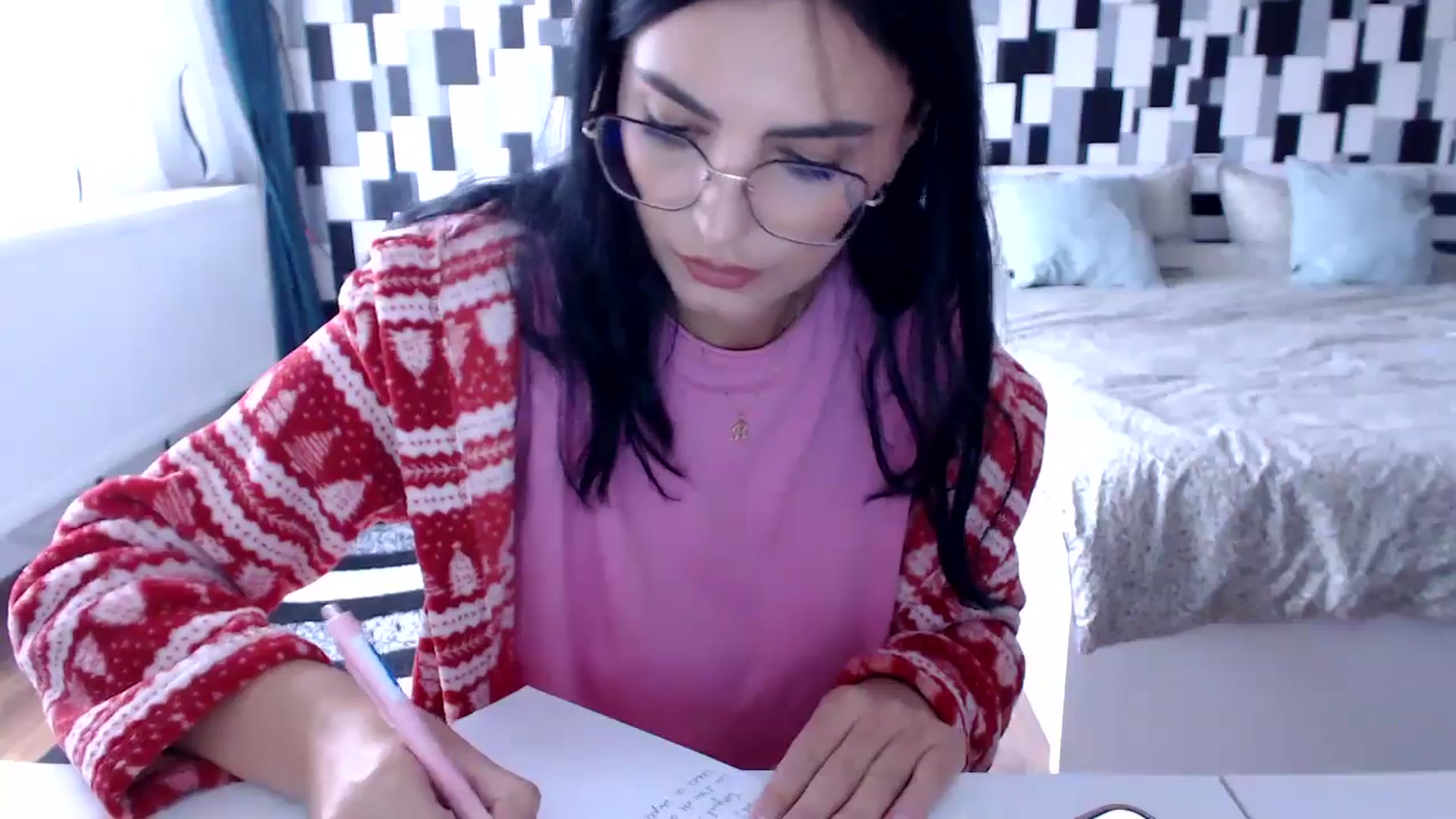 Gallery image thumbnail from nikki_sweet1's myfreecams stream on, 11/15/2025, 12:00 image 11 of 20