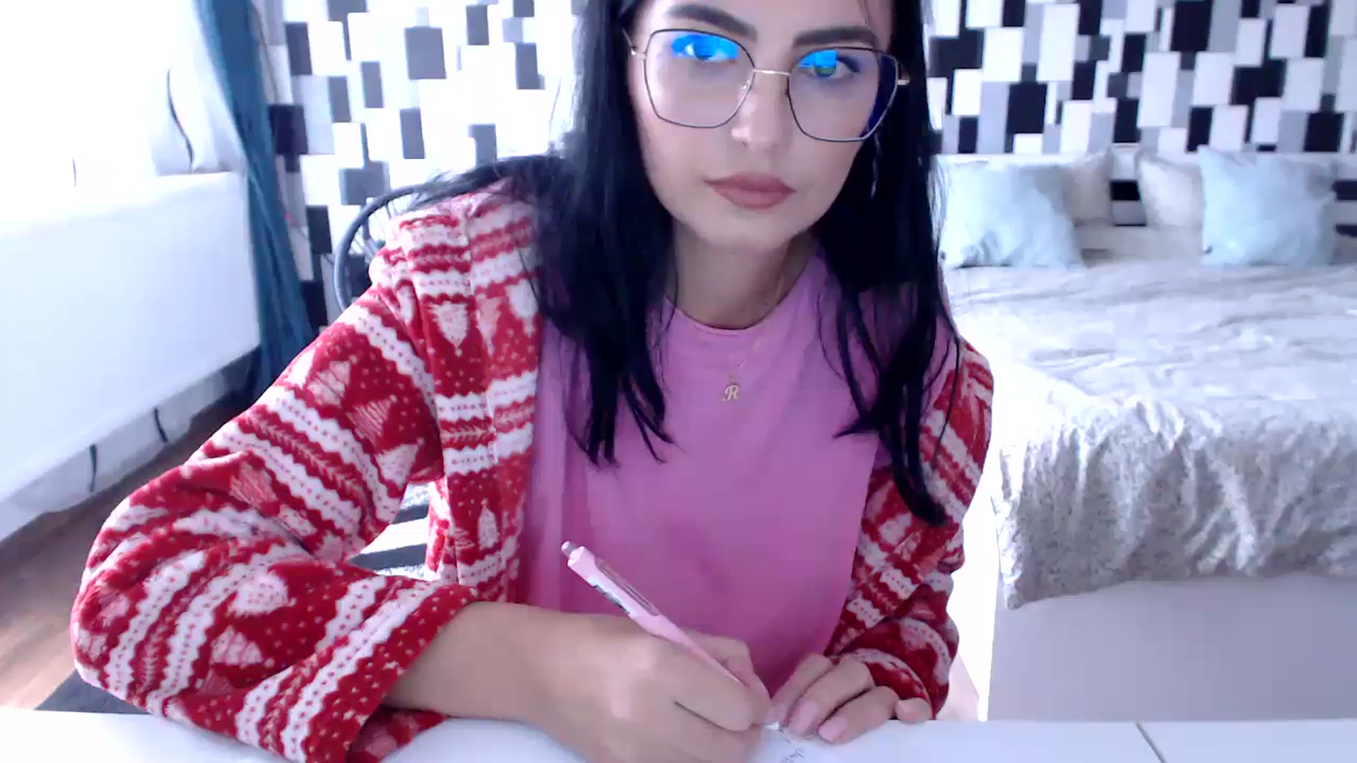 Gallery image thumbnail from nikki_sweet1's myfreecams stream on, 11/15/2025, 12:00 image 9 of 20