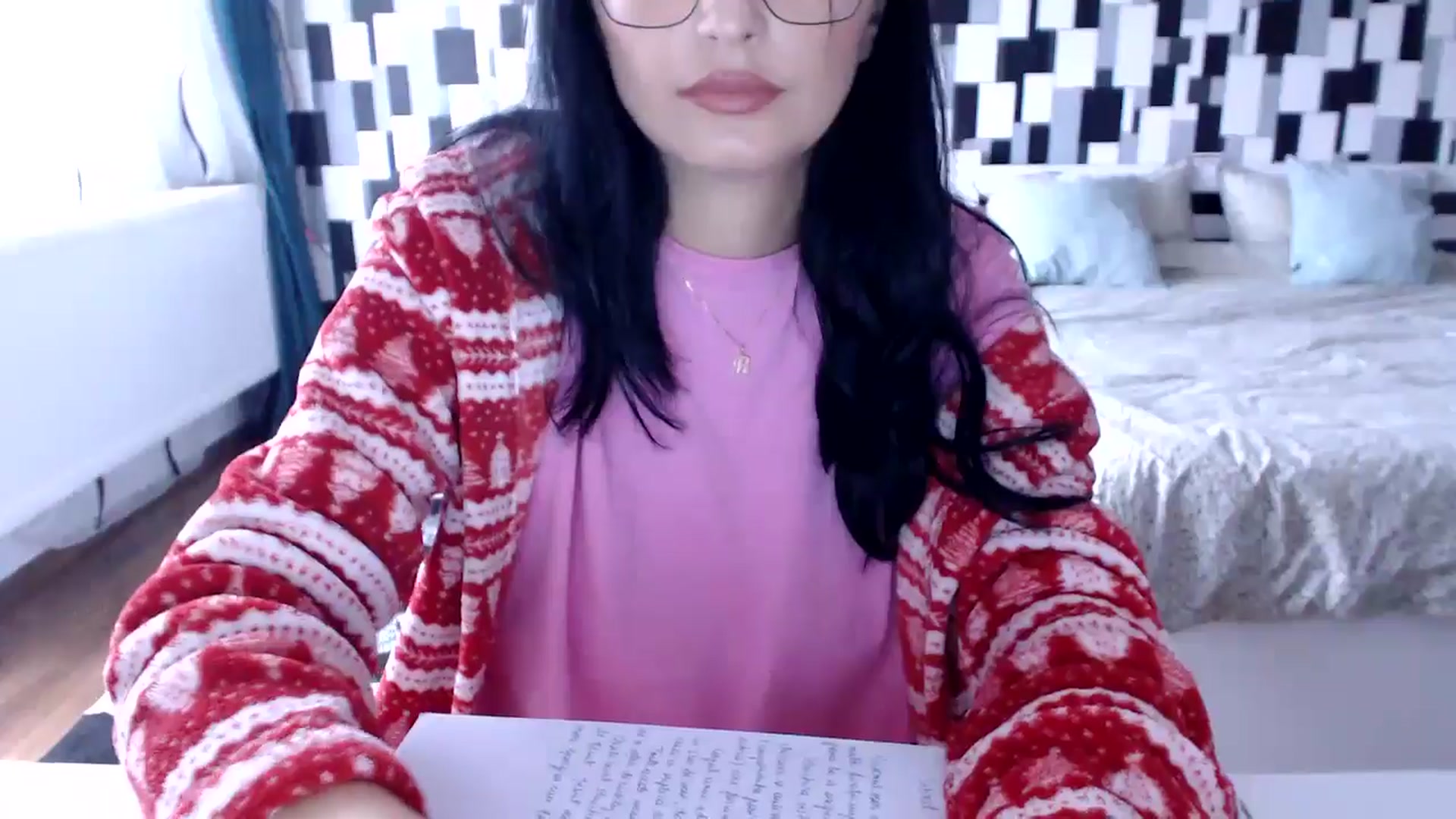 Gallery image thumbnail from nikki_sweet1's myfreecams stream on, 11/15/2025, 12:00 image 16 of 20