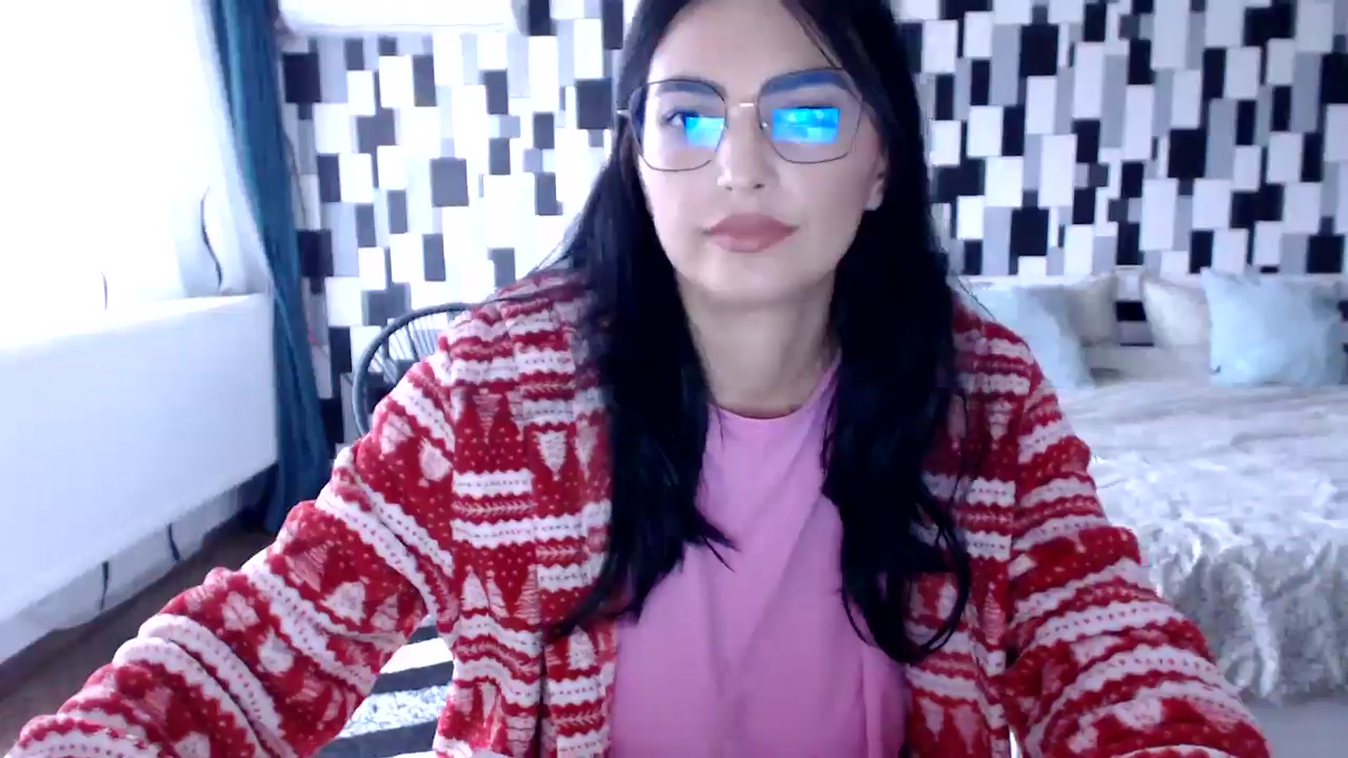 Gallery image thumbnail from nikki_sweet1's myfreecams stream on, 11/15/2025, 13:31 image 12 of 20