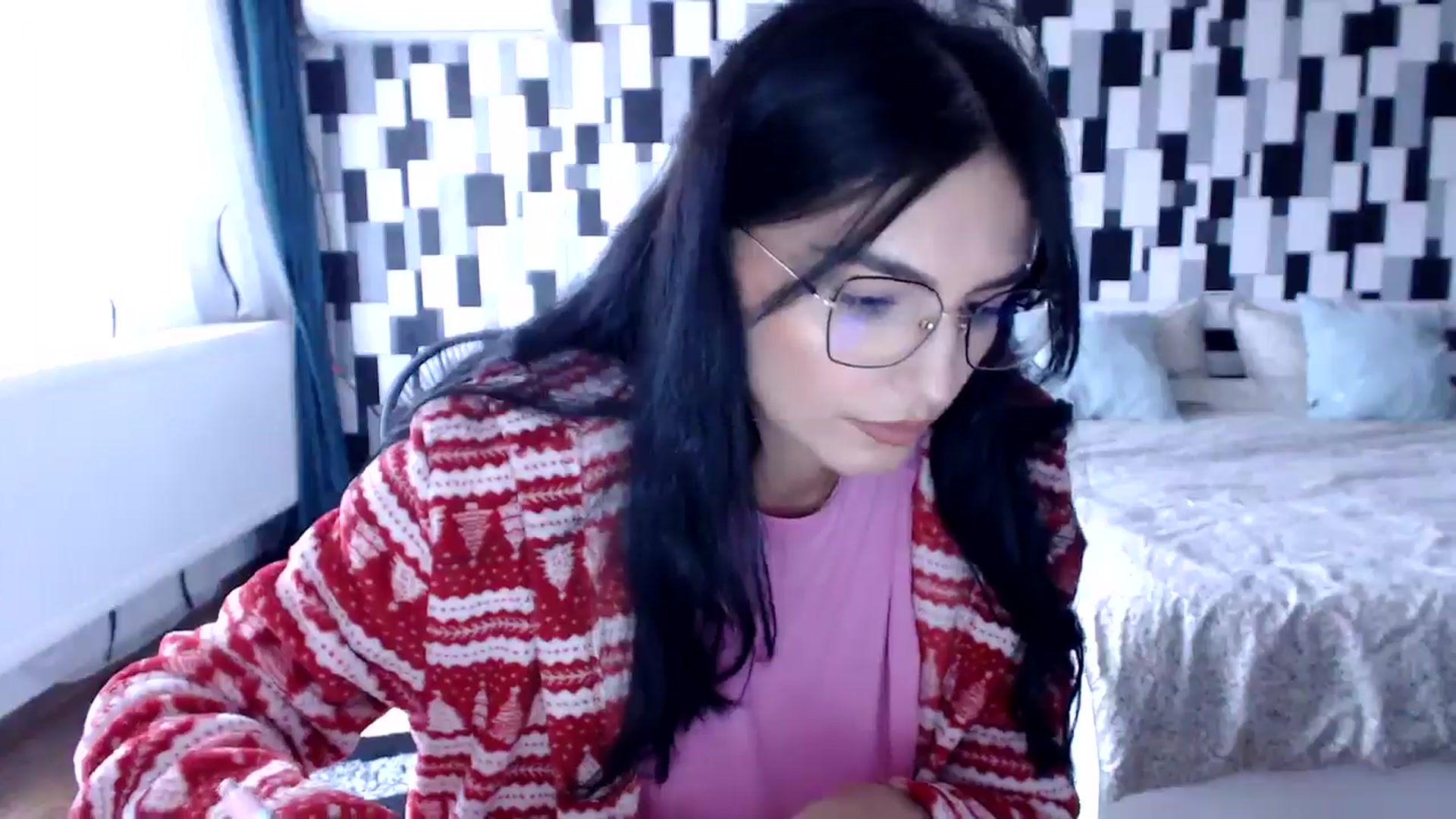 Gallery image thumbnail from nikki_sweet1's myfreecams stream on, 11/15/2025, 13:31 image 13 of 20