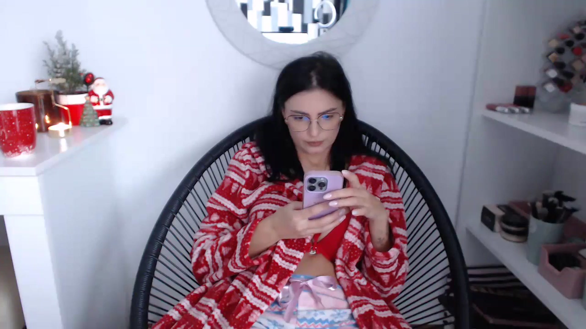 Gallery image thumbnail from nikki_sweet1's myfreecams stream on, 12/08/2025, 11:01 image 7 of 20