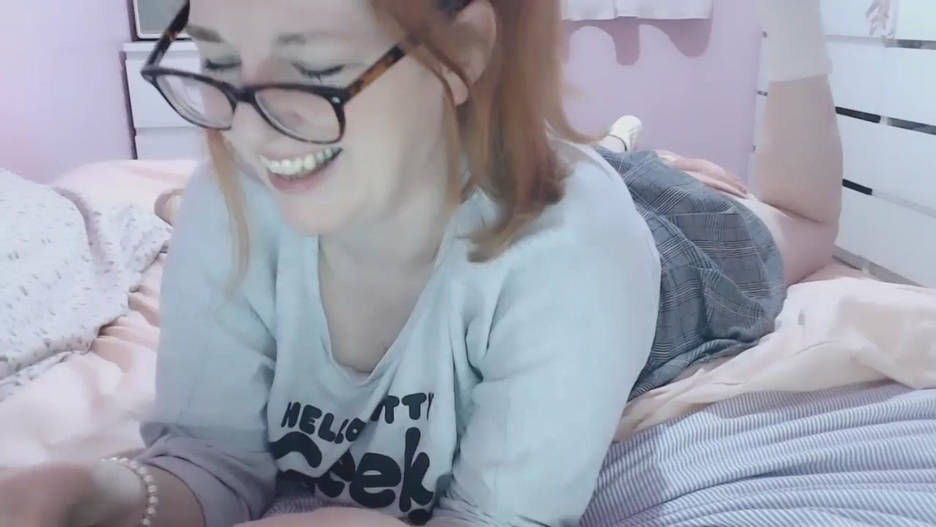 Gallery image thumbnail from nippletickles's myfreecams stream on, 02/05/2026, 23:42 image 9 of 20