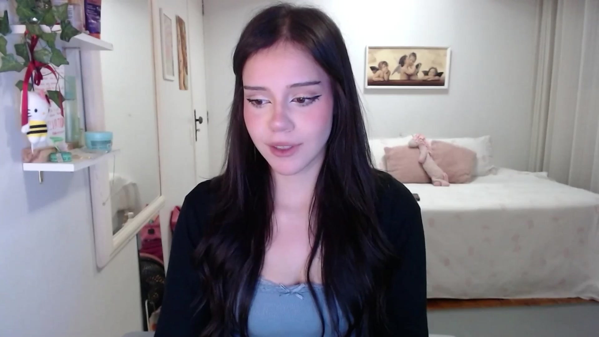 Gallery image thumbnail from nnina's myfreecams stream on, 10/19/2025, 09:03 image 13 of 20