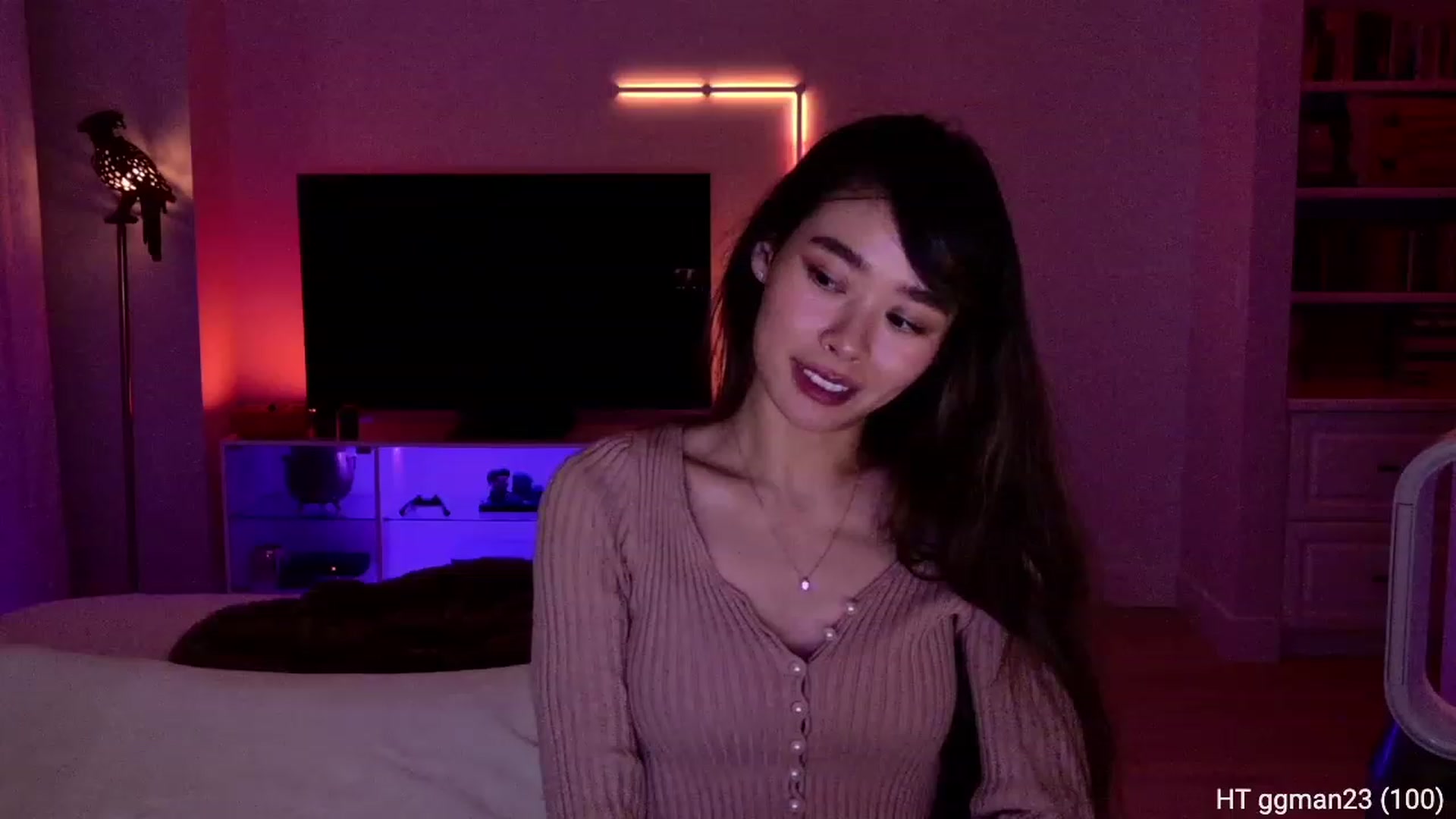 Gallery image thumbnail from noPumpkinface's myfreecams stream on, 11/10/2023, 08:55 image 12 of 20