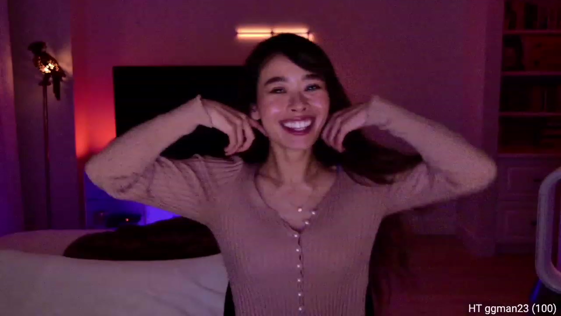 Gallery image thumbnail from noPumpkinface's myfreecams stream on, 11/10/2023, 08:55 image 11 of 20