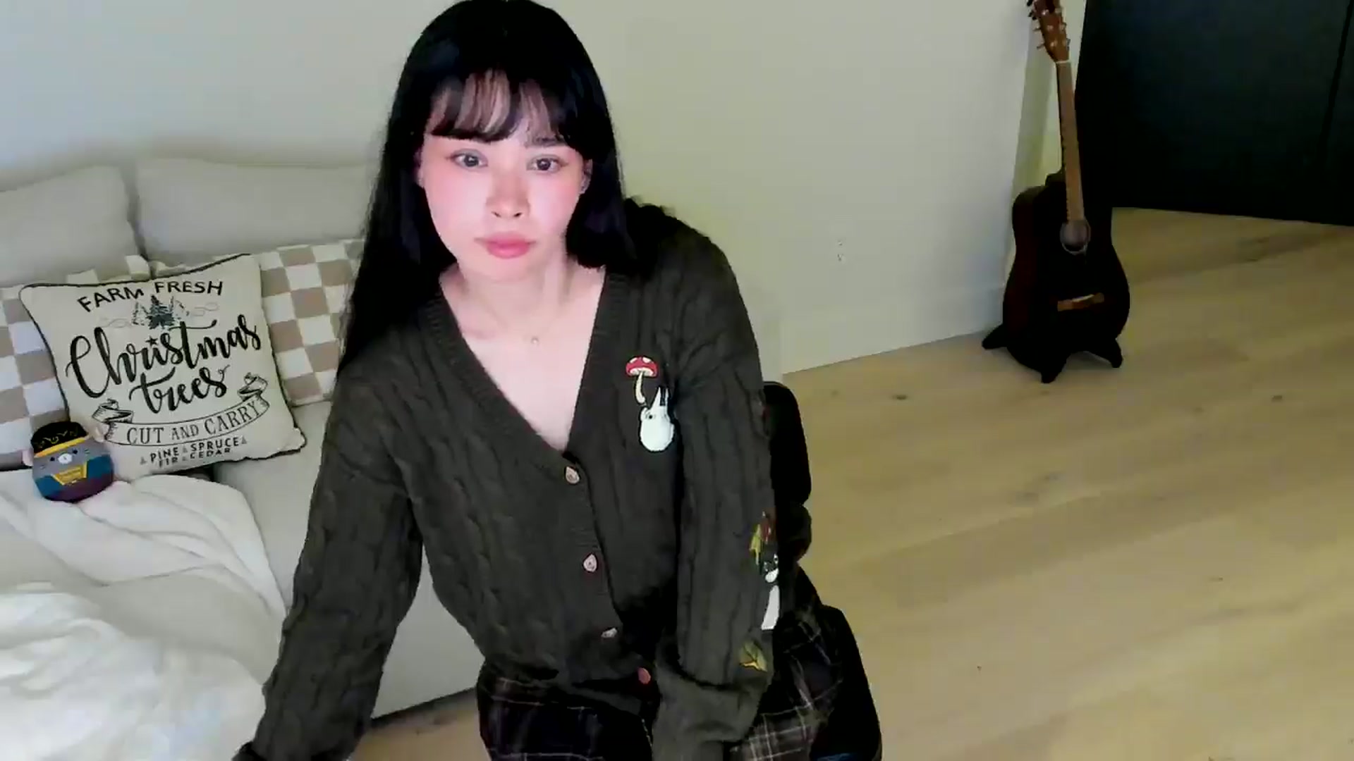 Gallery image thumbnail from noPumpkinface's myfreecams stream on, 12/03/2025, 03:19 image 10 of 20
