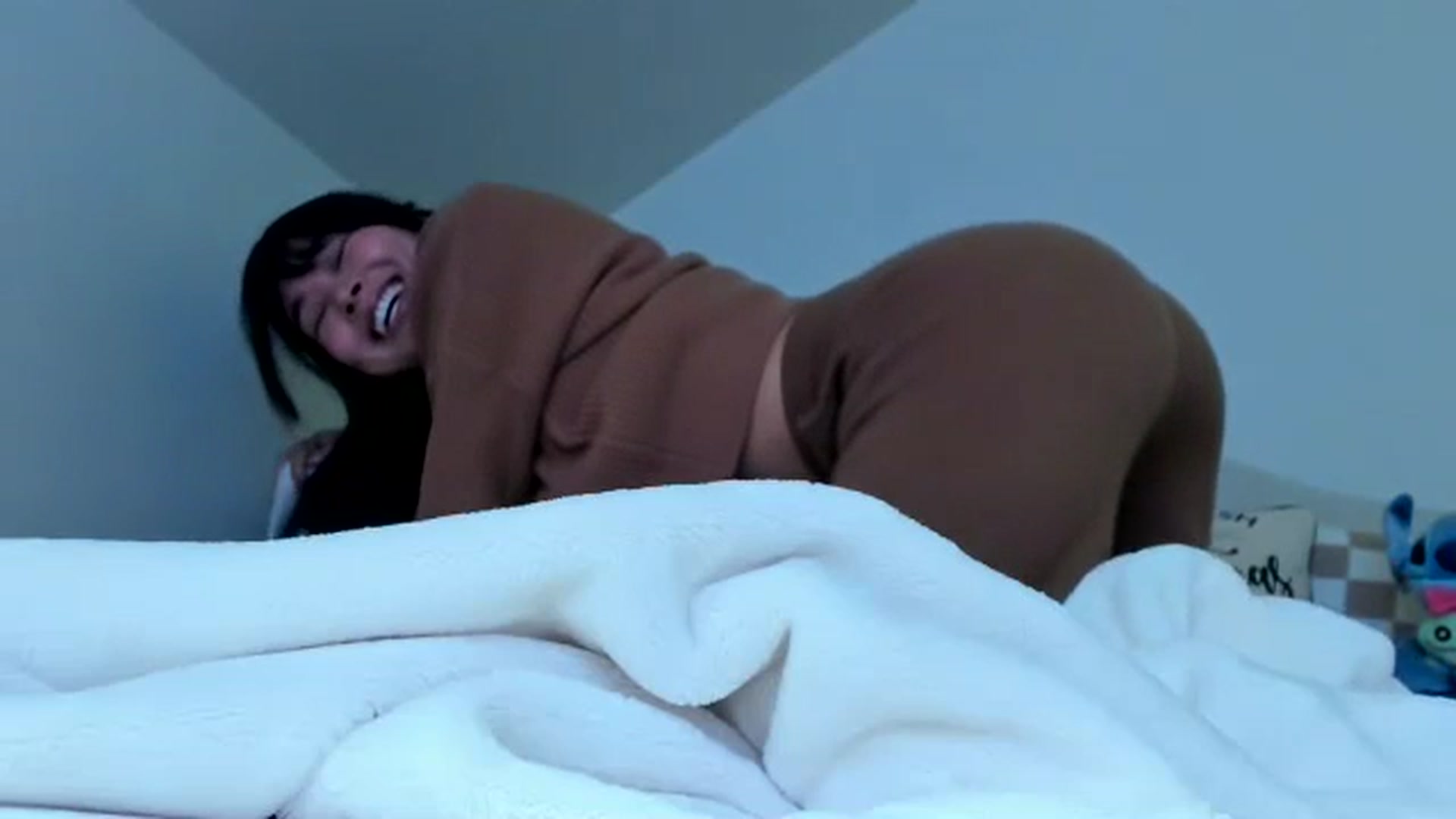 Gallery image thumbnail from noPumpkinface's myfreecams stream on, 12/05/2025, 02:38 image 11 of 20
