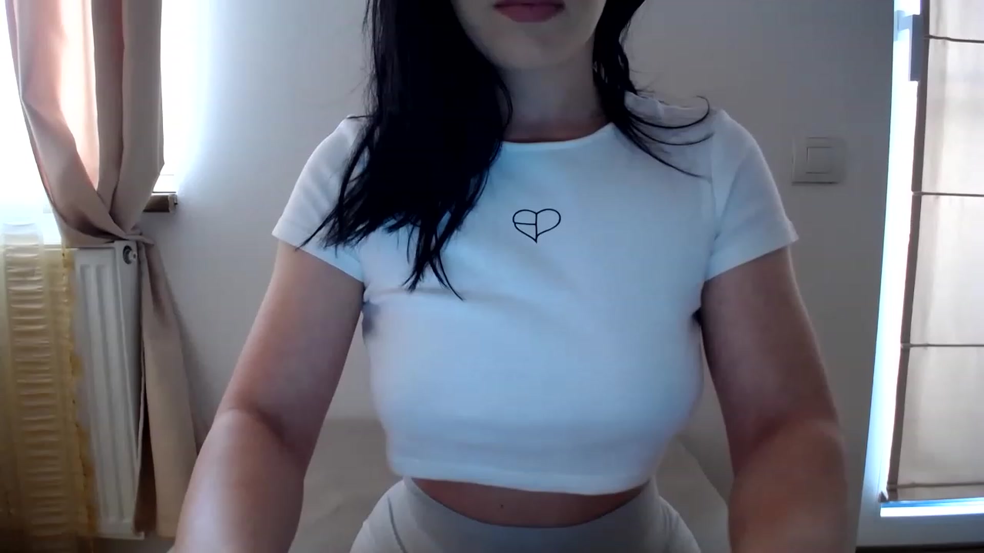 Gallery image thumbnail from noname5435's myfreecams stream on, 01/25/2023, 12:12 image 3 of 20