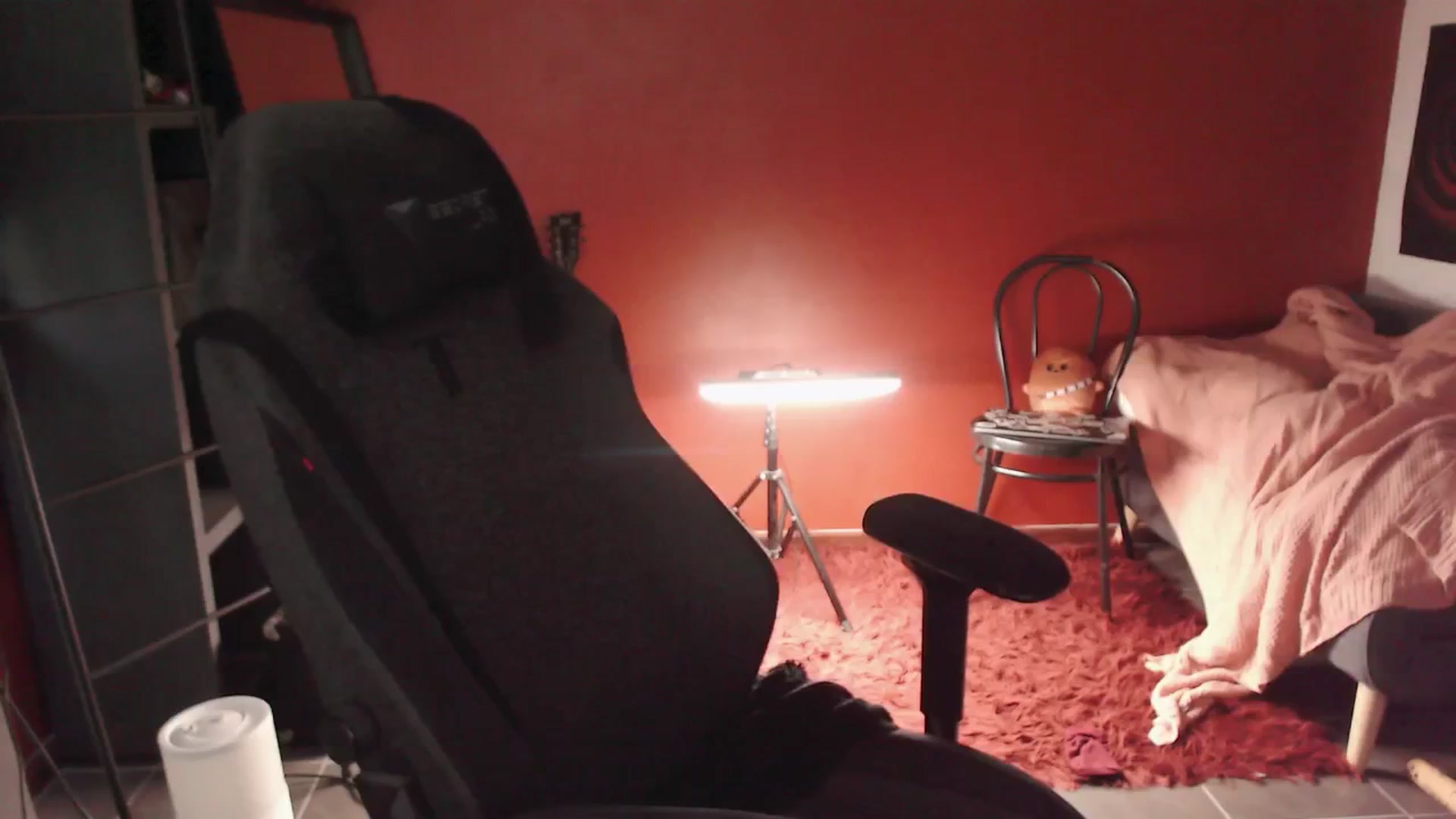Gallery image thumbnail from nopantsclub's myfreecams stream on, 05/29/2025, 07:47 image 7 of 20