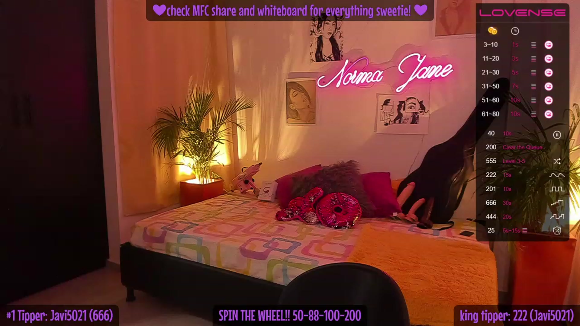 Gallery image thumbnail from norma_jane's myfreecams stream on, 11/25/2022, 06:32 image 19 of 20
