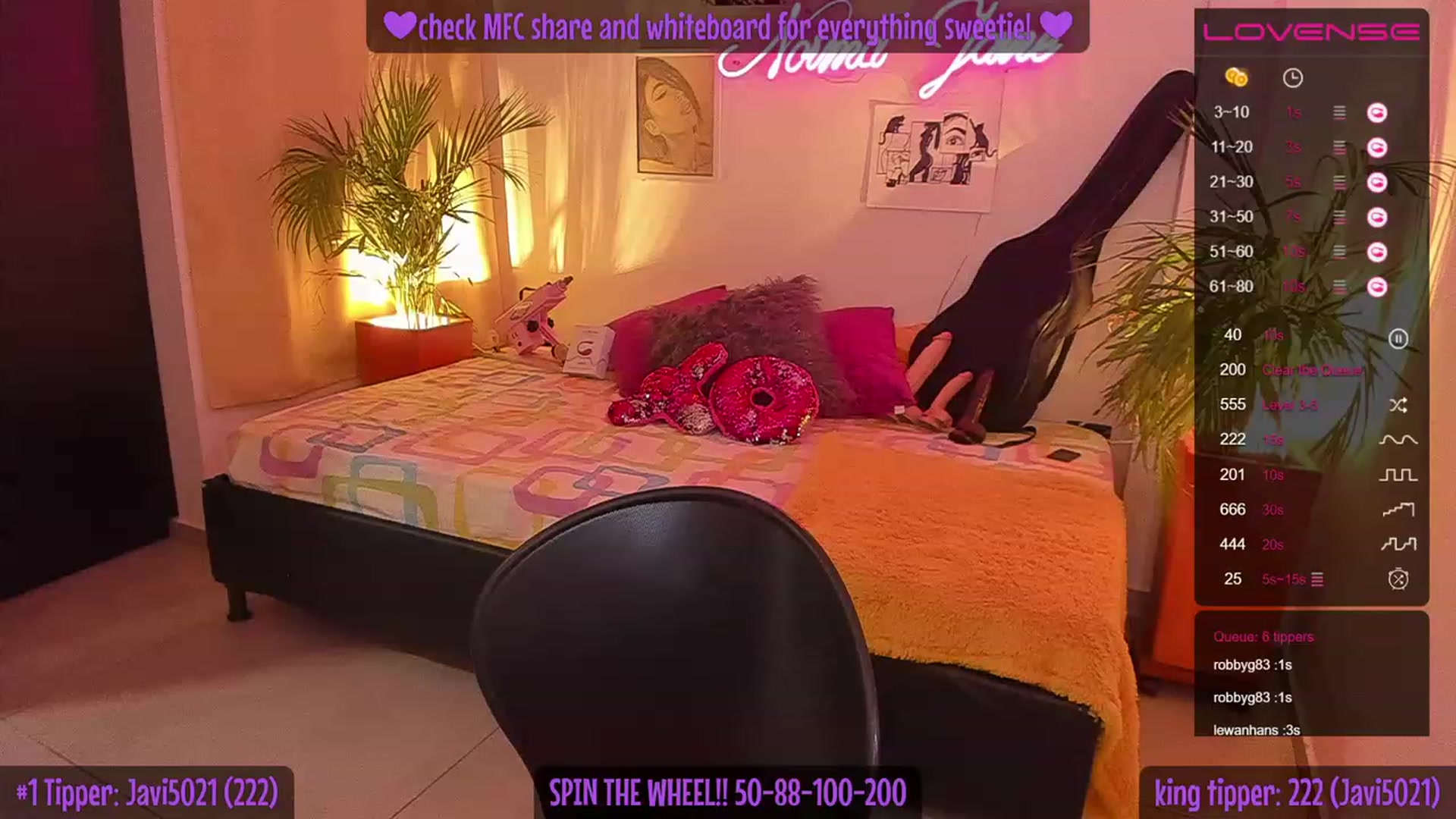 Gallery image thumbnail from norma_jane's myfreecams stream on, 11/25/2022, 06:32 image 8 of 20