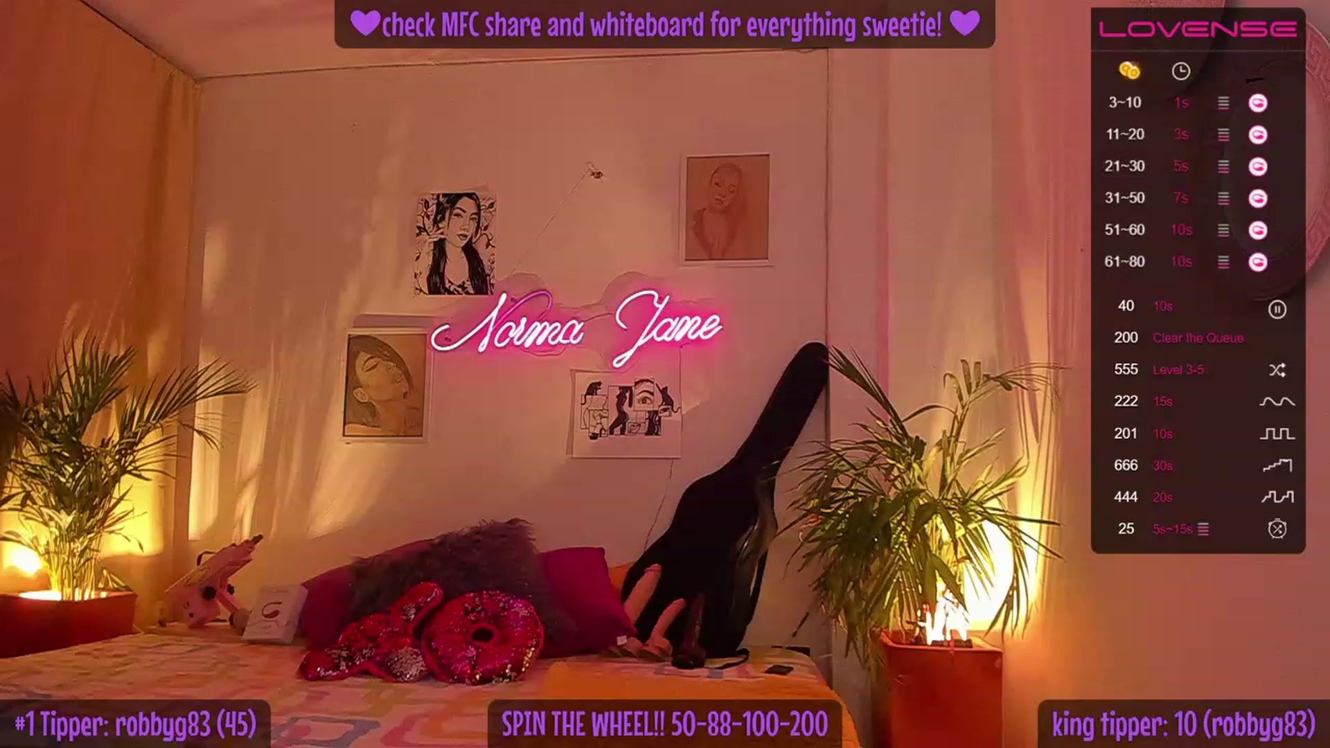 Gallery image thumbnail from norma_jane's myfreecams stream on, 11/25/2022, 06:32 image 2 of 20