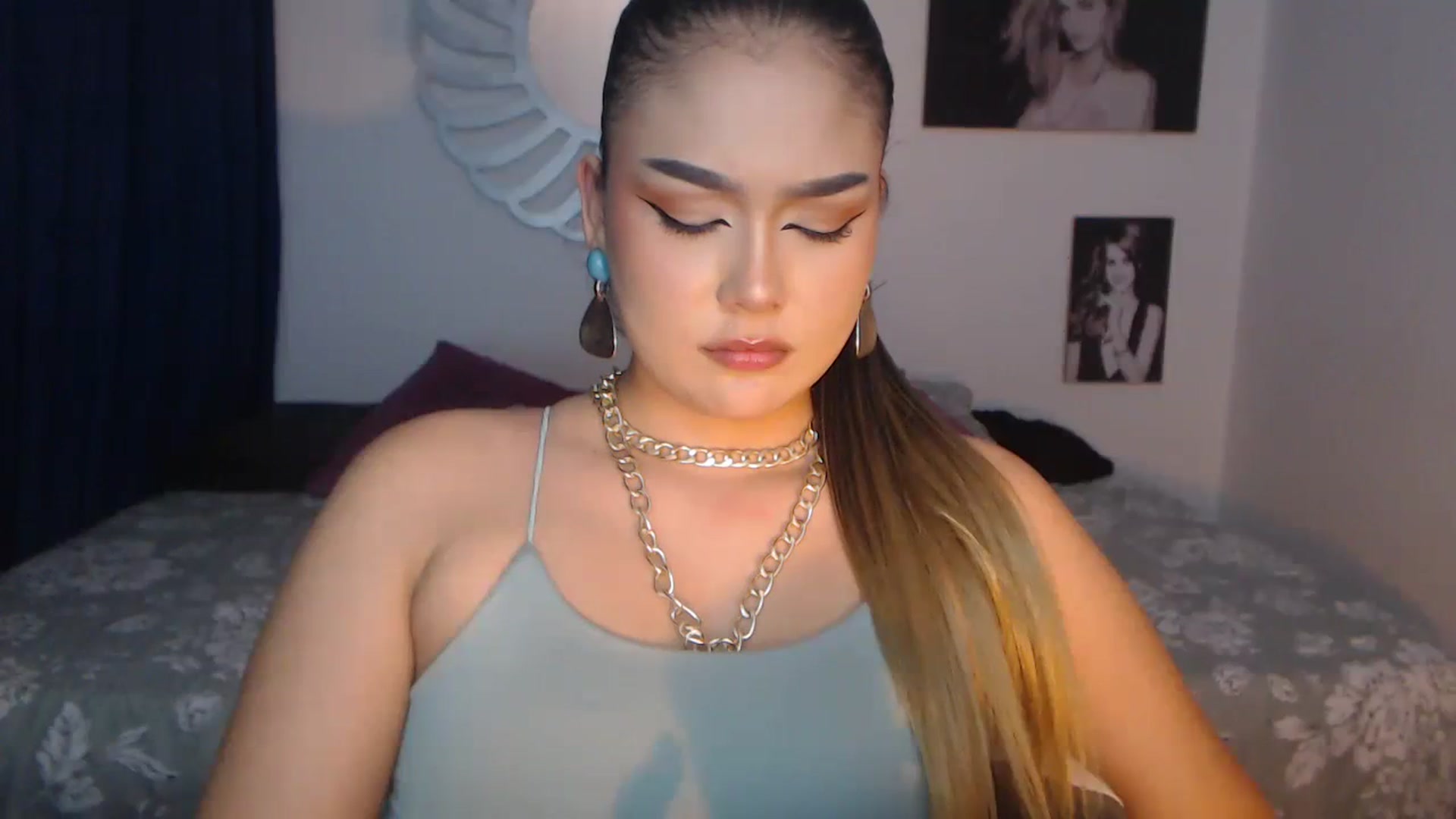 Gallery image thumbnail from norma_jane's myfreecams stream on, 07/22/2023, 10:34 image 20 of 20