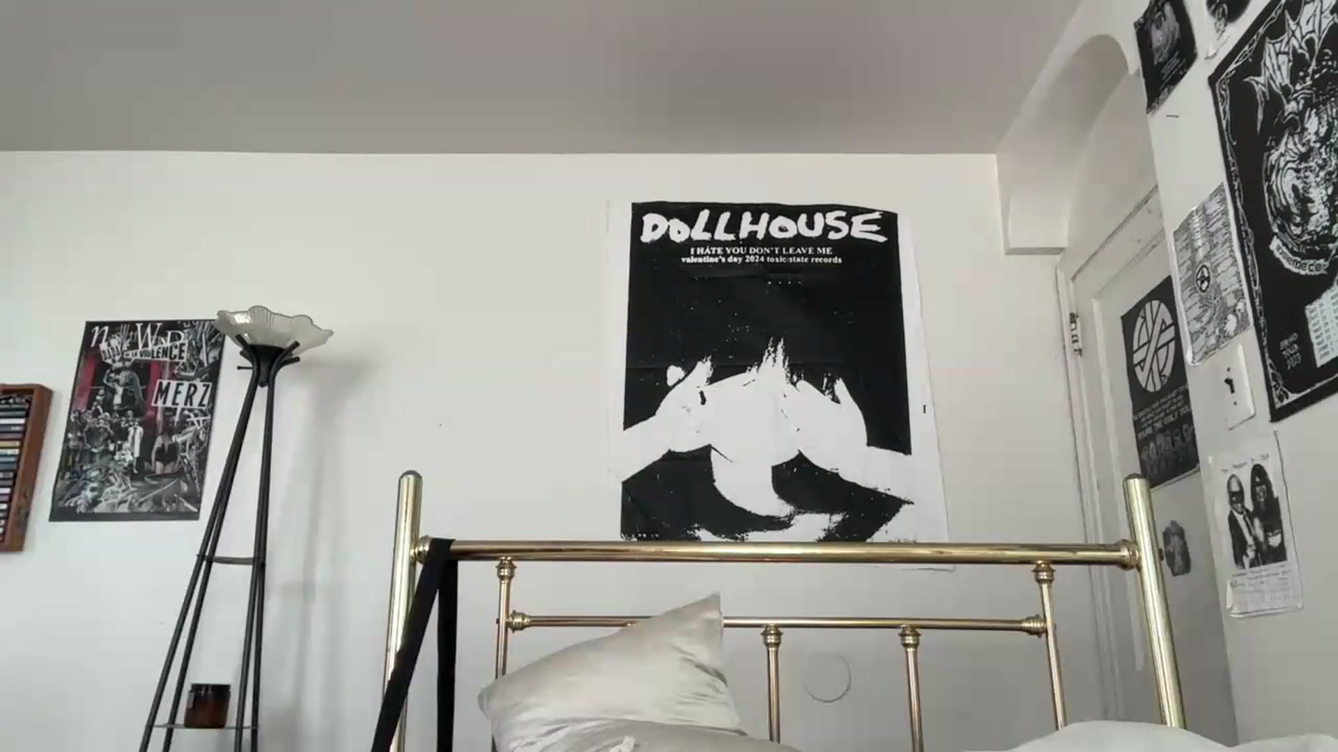 Gallery image thumbnail from notbeckyhecky's myfreecams stream on, 08/09/2026, 22:36 image 3 of 20