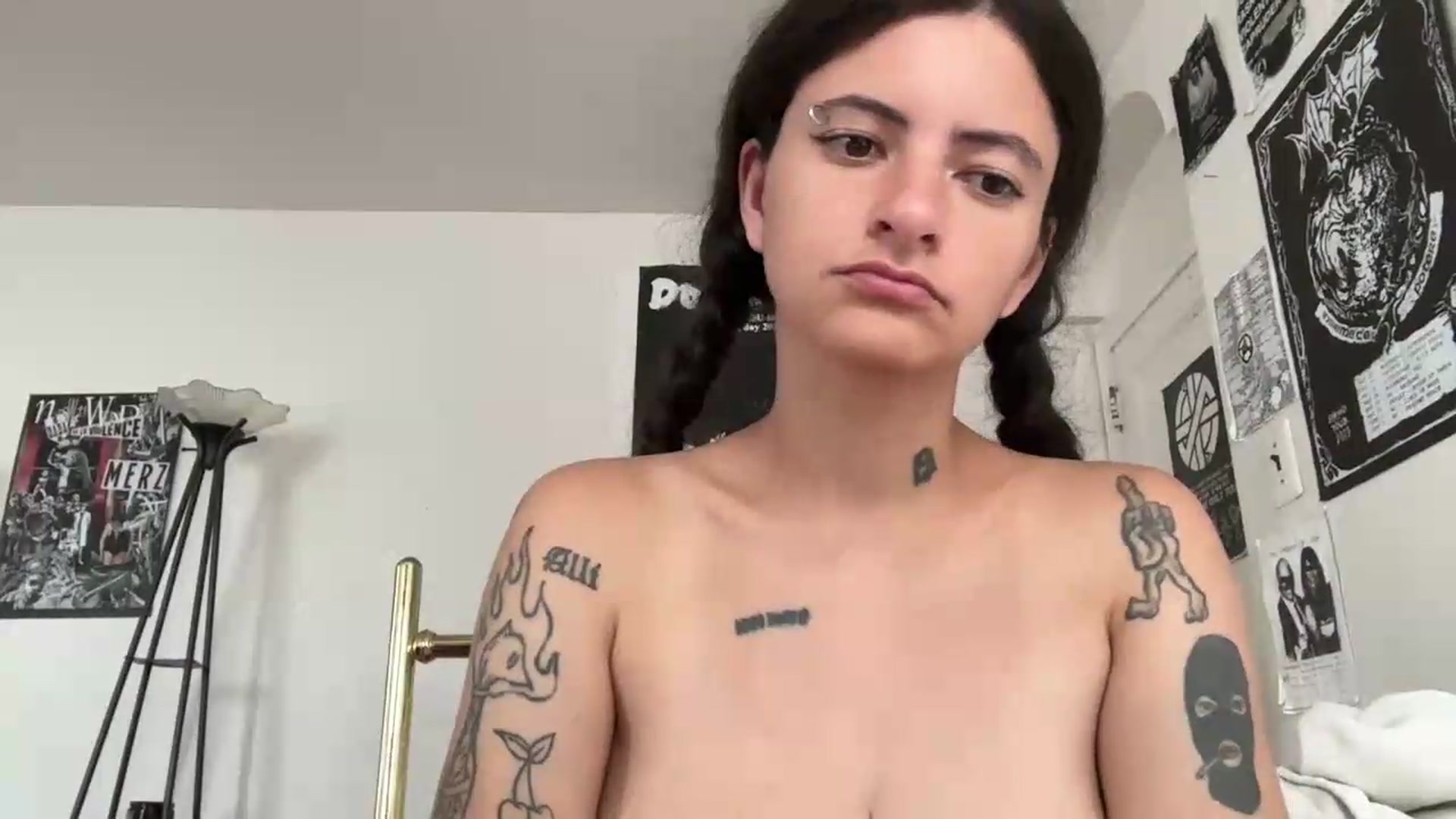 Gallery image thumbnail from notbeckyhecky's myfreecams stream on, 08/14/2026, 17:36 image 10 of 20