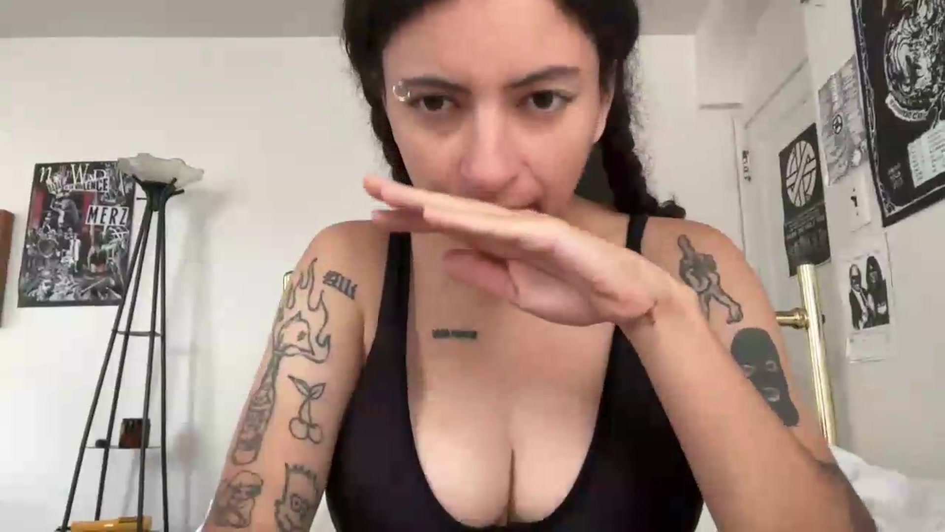 Gallery image thumbnail from notbeckyhecky's myfreecams stream on, 08/17/2026, 15:06 image 6 of 20