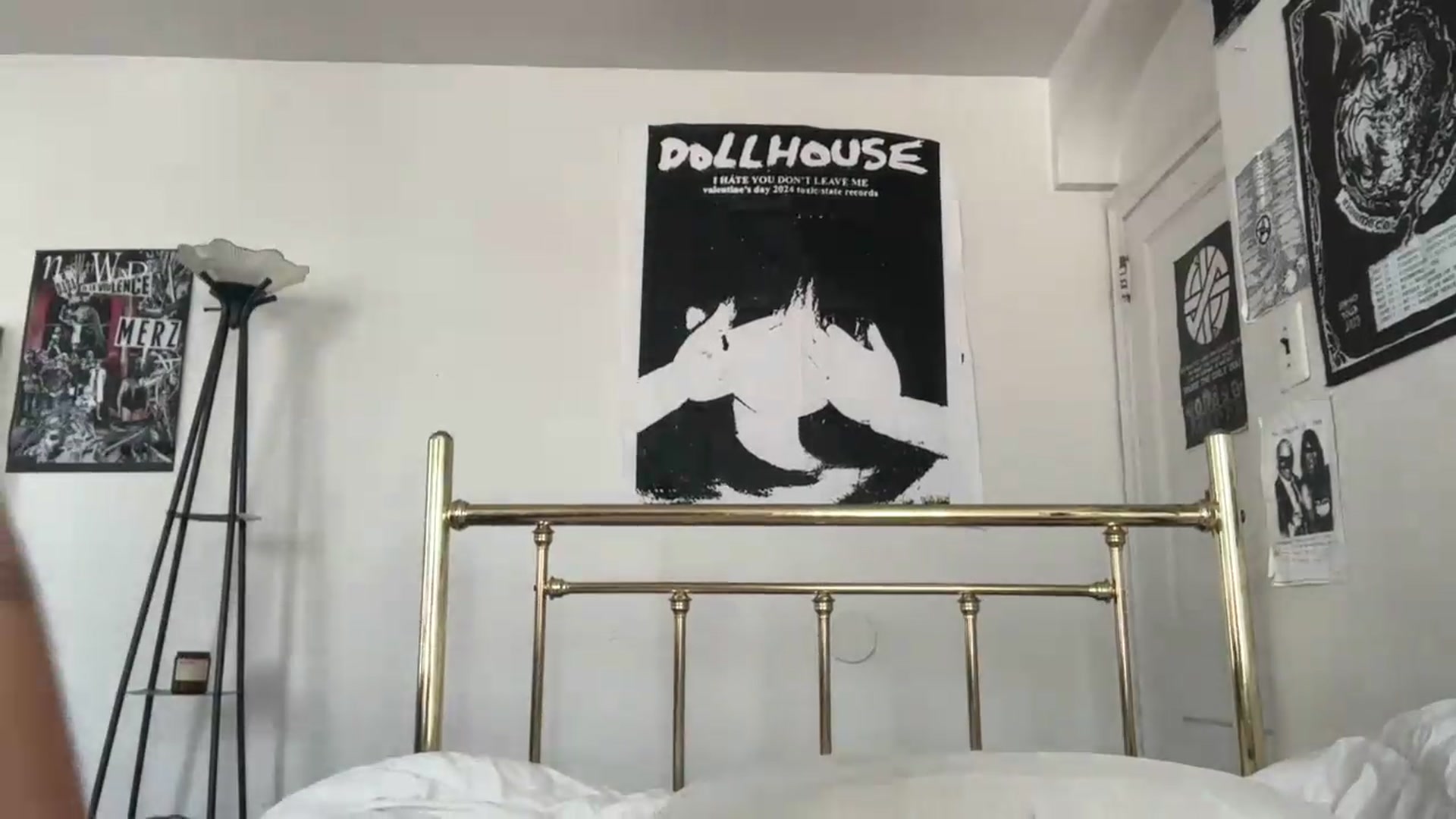 Gallery image thumbnail from notbeckyhecky's myfreecams stream on, 09/17/2026, 16:04 image 9 of 20