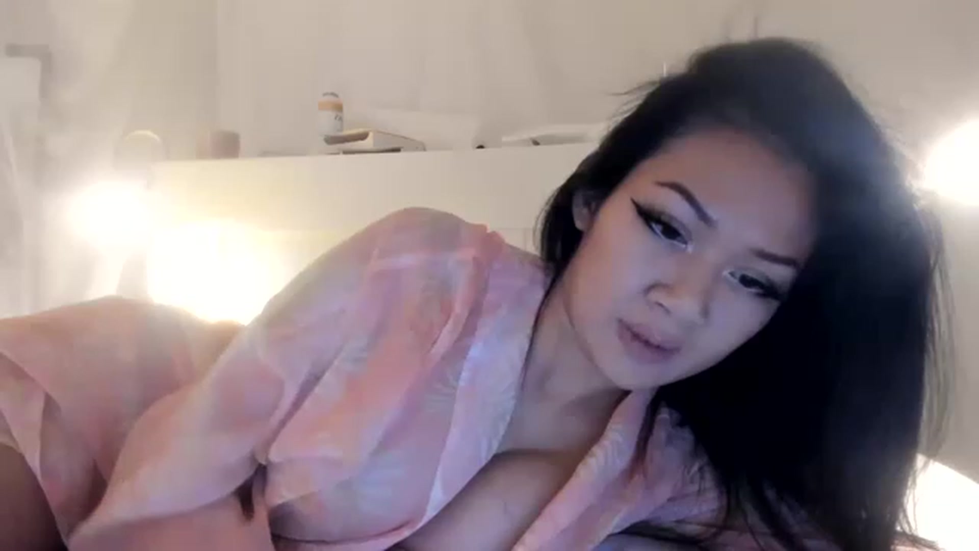 Gallery image thumbnail from nsfw_x's myfreecams stream on, 12/04/2022, 09:02 image 15 of 20