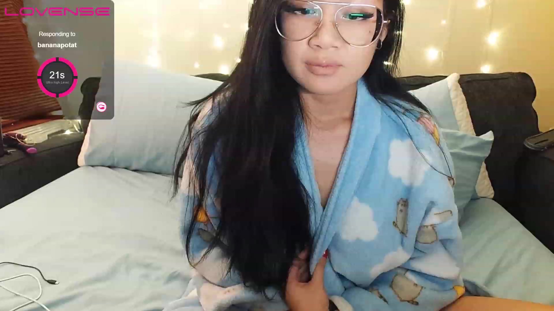 Gallery image thumbnail from nsfw_x's myfreecams stream on, 07/01/2023, 05:22 image 15 of 20