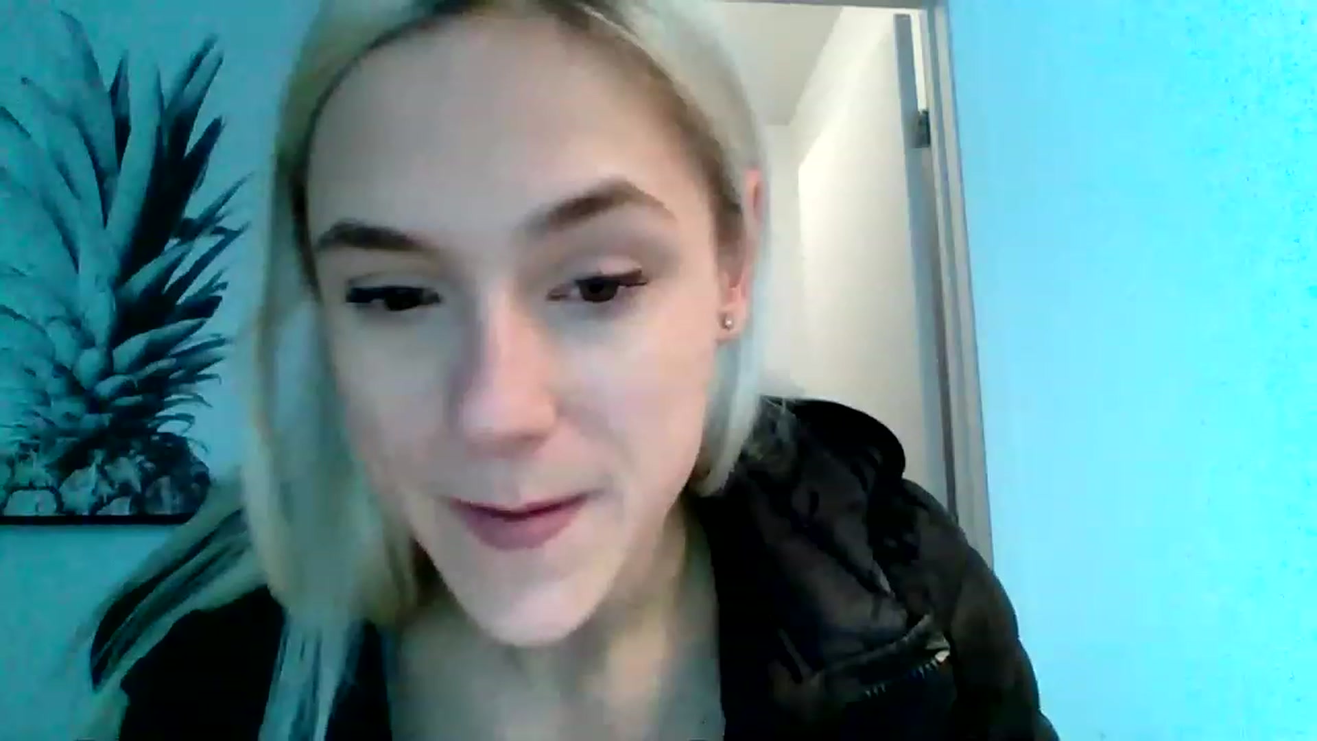 Gallery image thumbnail from nstynghtygirl's myfreecams stream on, 12/17/2022, 14:29 image 8 of 20