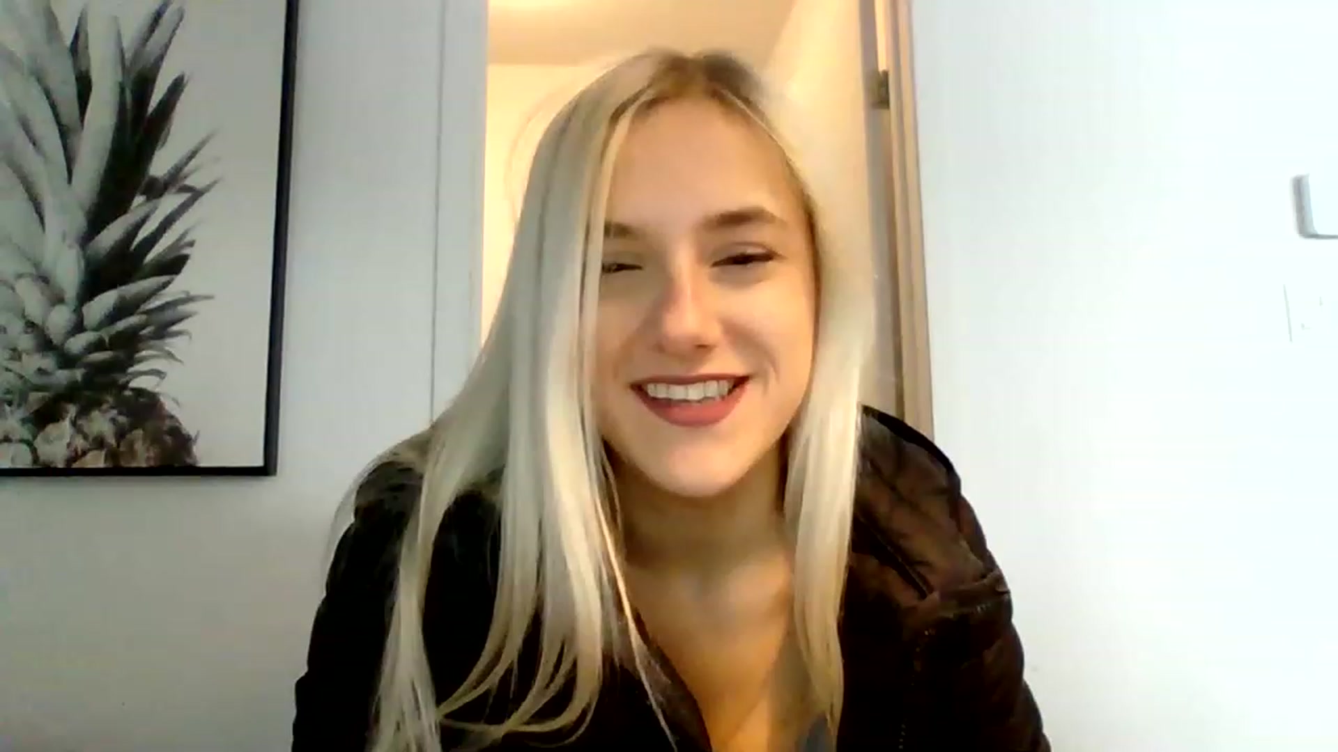 Gallery image thumbnail from nstynghtygirl's myfreecams stream on, 12/17/2022, 14:29 image 18 of 20