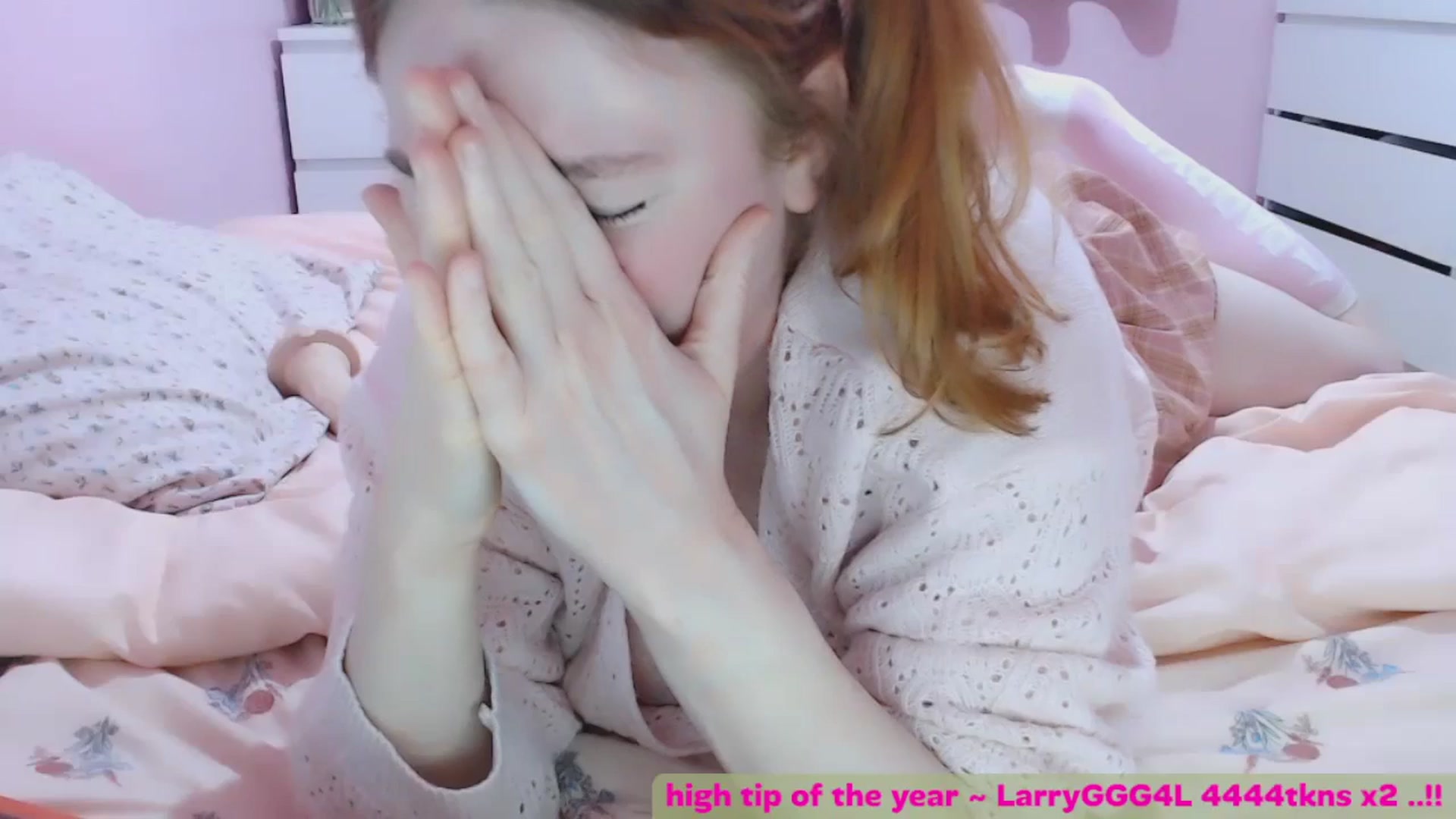 Gallery image thumbnail from nudierudegirl's myfreecams stream on, 01/20/2026, 22:32 image 16 of 20