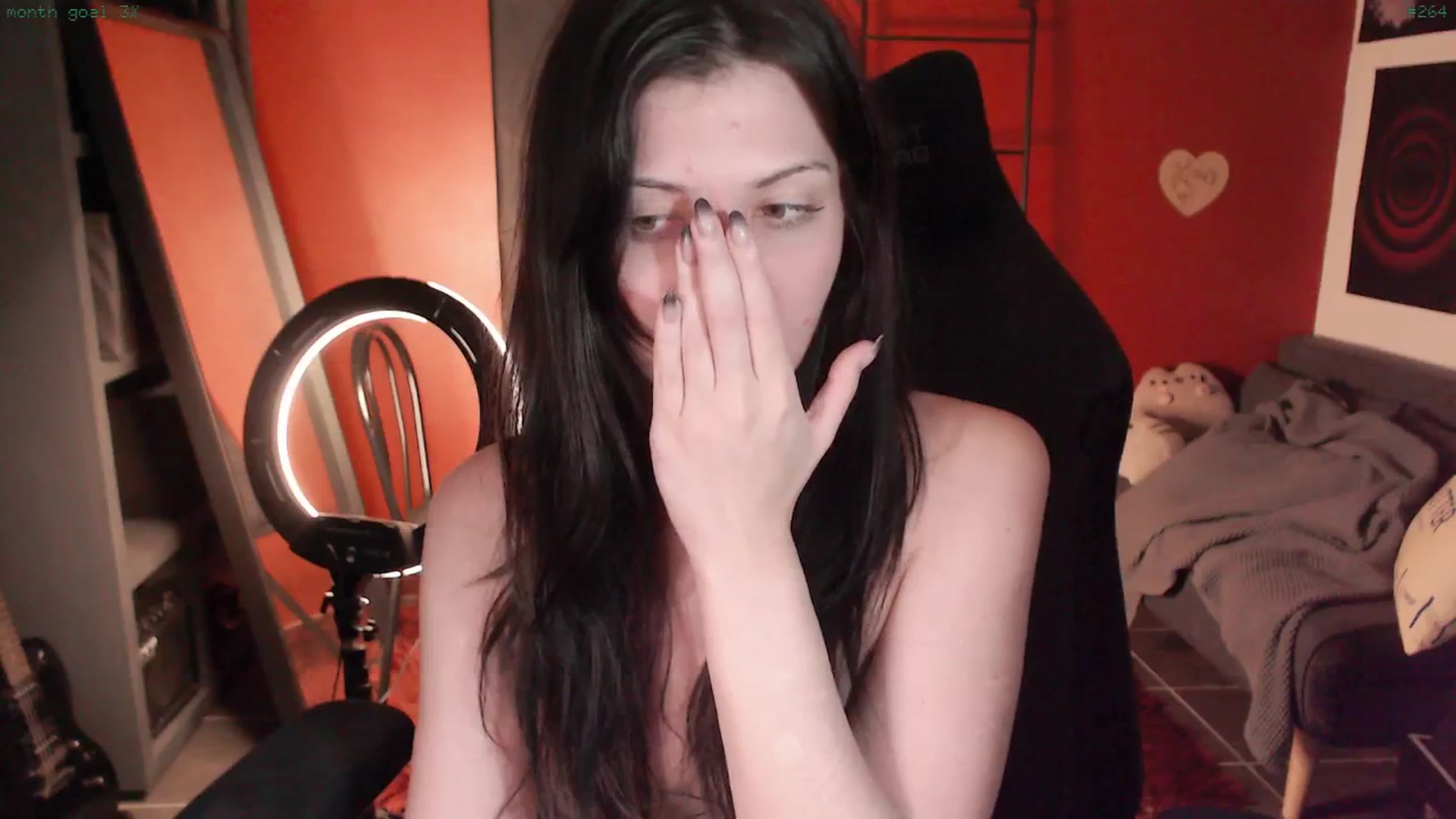 Gallery image thumbnail from nuked's myfreecams stream on, 04/02/2025, 05:07 image 12 of 20