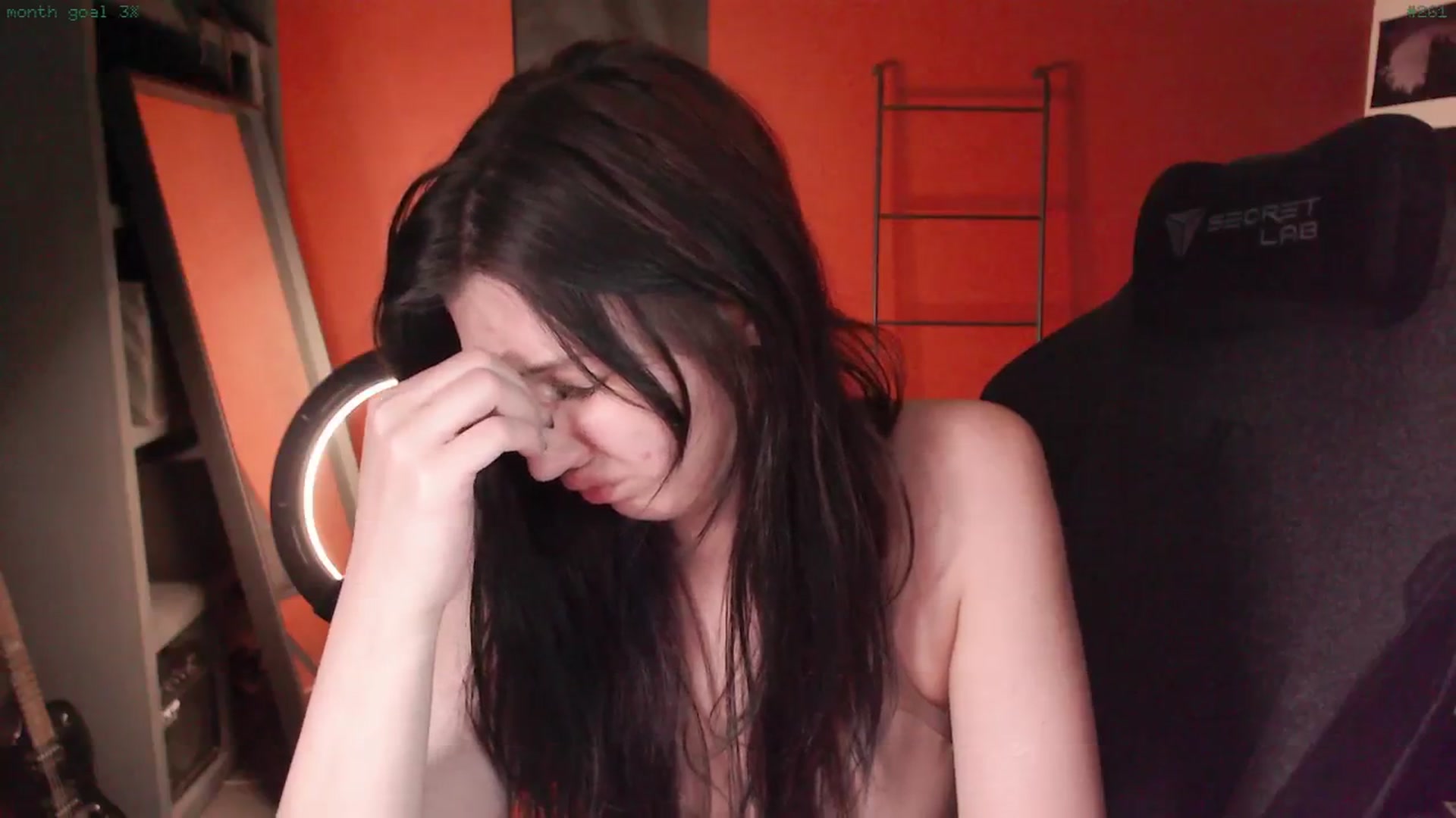 Gallery image thumbnail from nuked's myfreecams stream on, 04/02/2025, 05:07 image 2 of 20