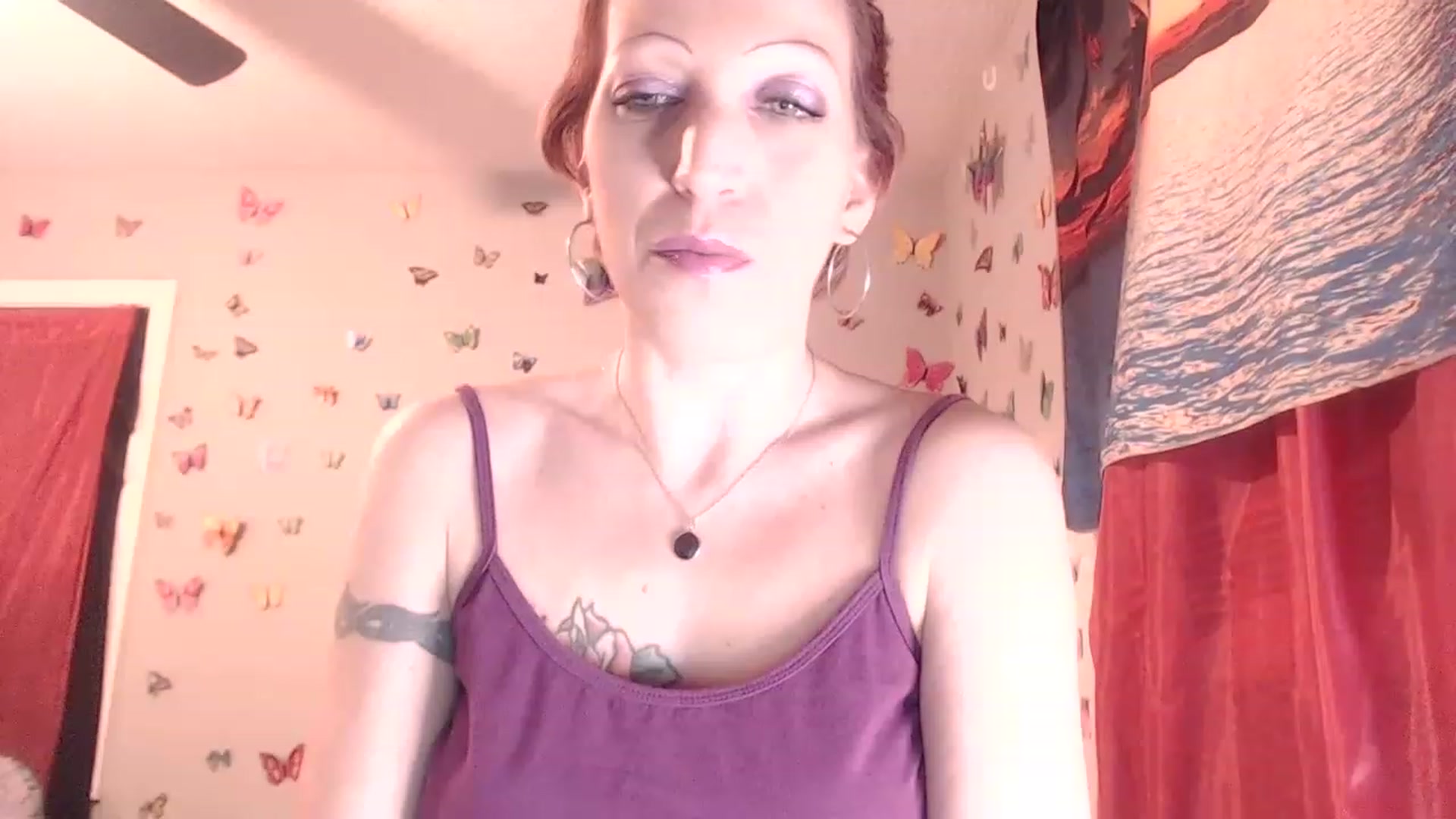 Gallery image thumbnail from nymphonikkixo's myfreecams stream on, 11/24/2022, 07:07 image 12 of 20