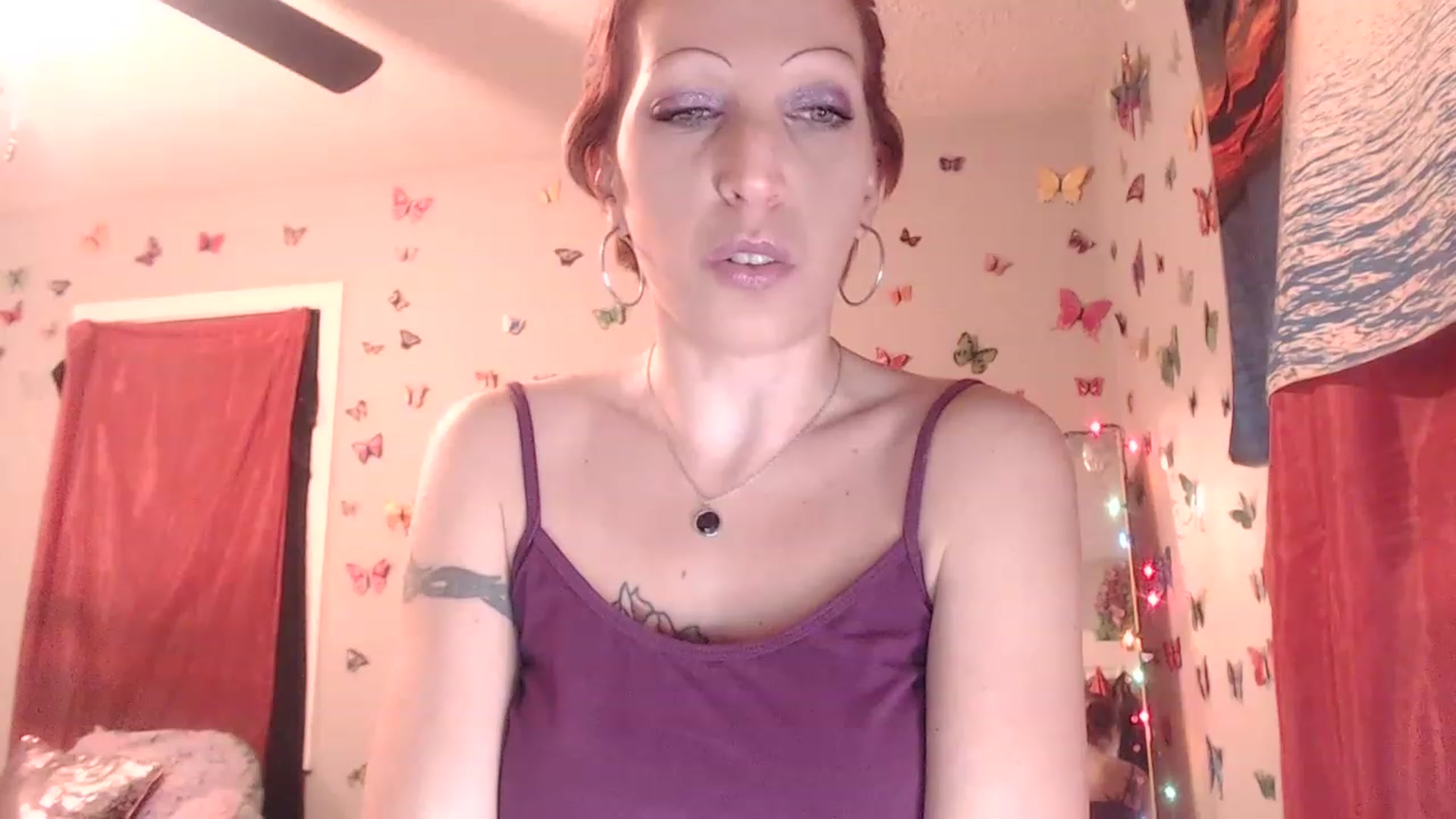 Gallery image thumbnail from nymphonikkixo's myfreecams stream on, 11/24/2022, 07:07 image 17 of 20