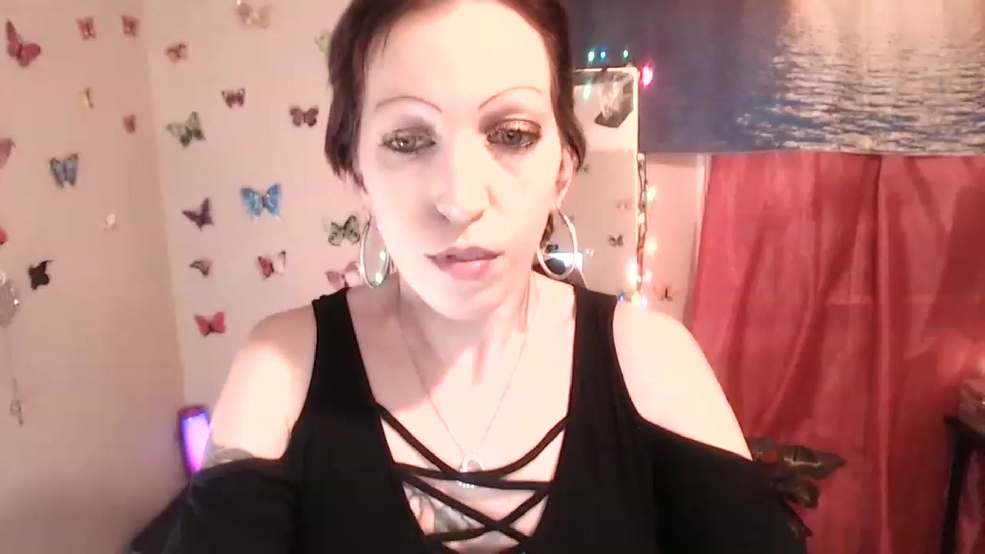 Gallery image thumbnail from nymphonikkixo's myfreecams stream on, 01/01/2023, 10:46 image 11 of 20
