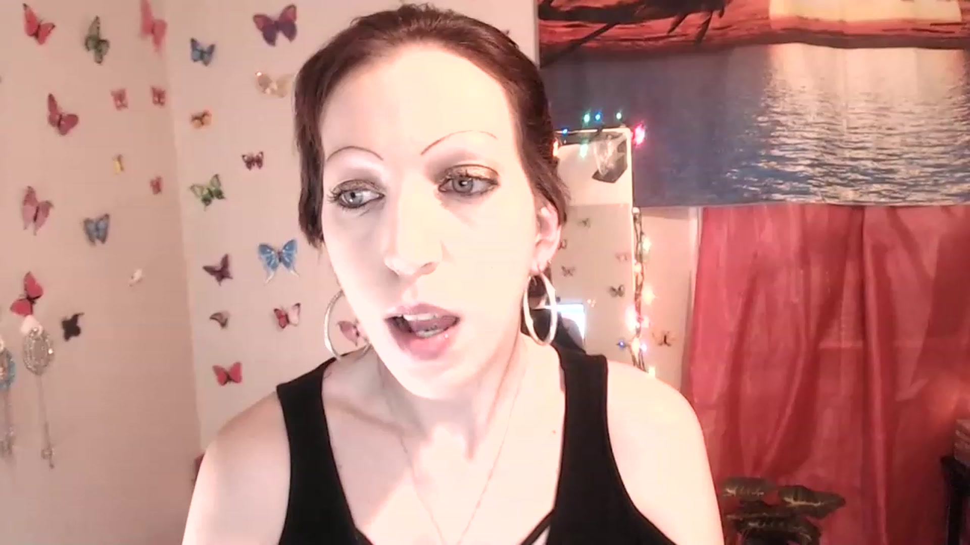 Gallery image thumbnail from nymphonikkixo's myfreecams stream on, 01/01/2023, 10:46 image 10 of 20